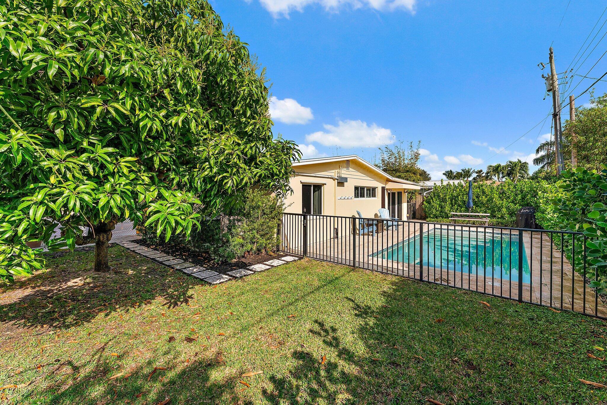 528 Captains Road