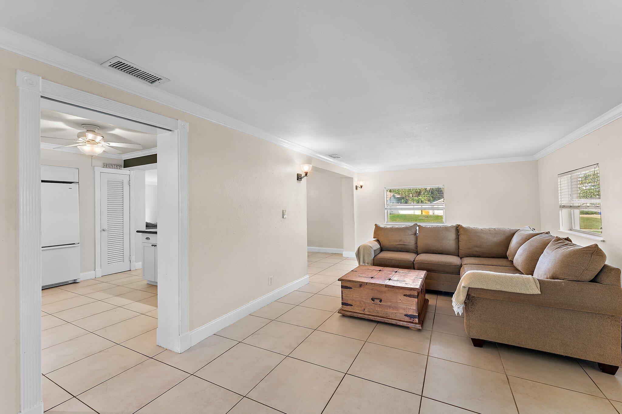 528 Captains Road