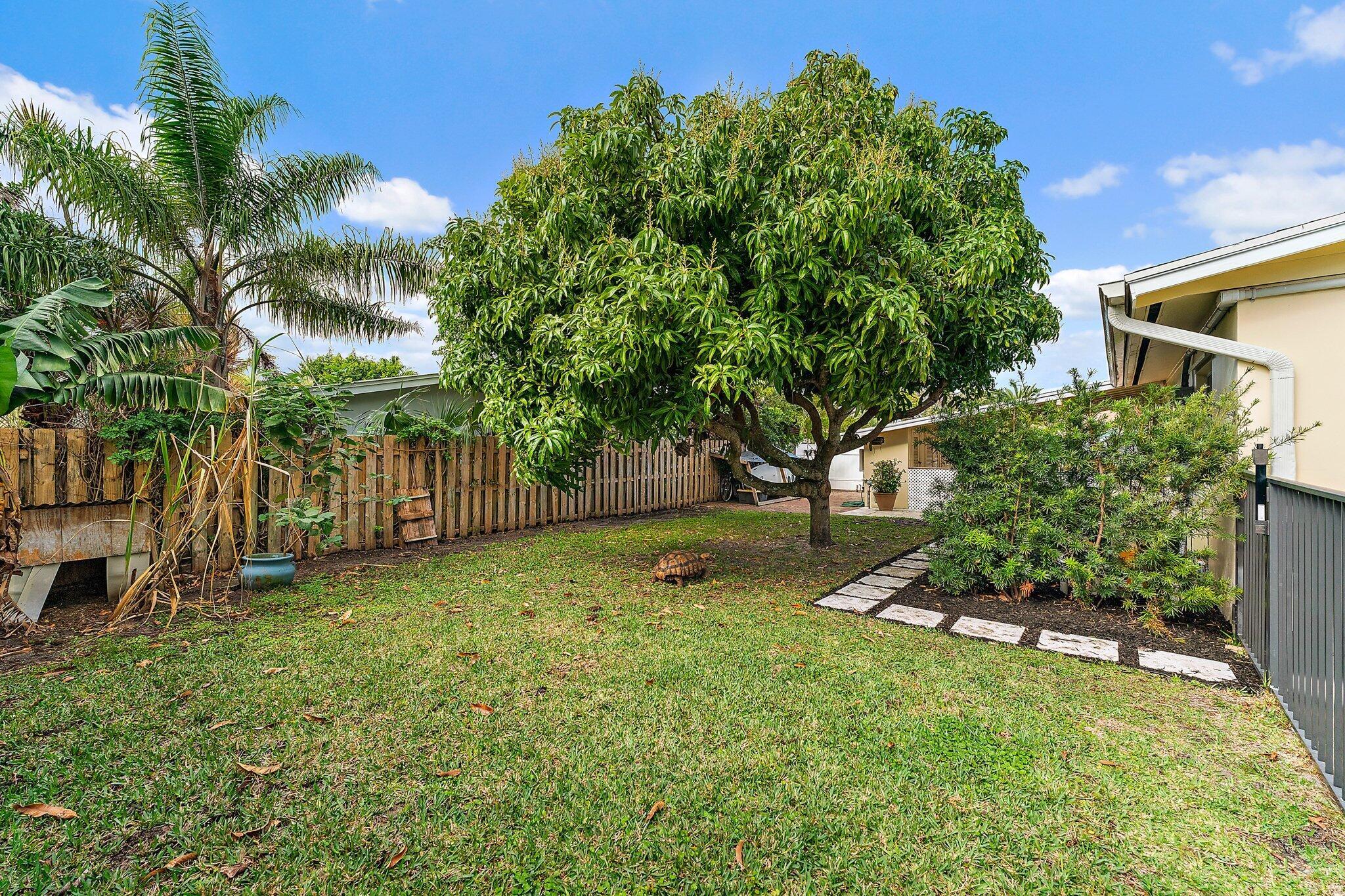528 Captains Road
