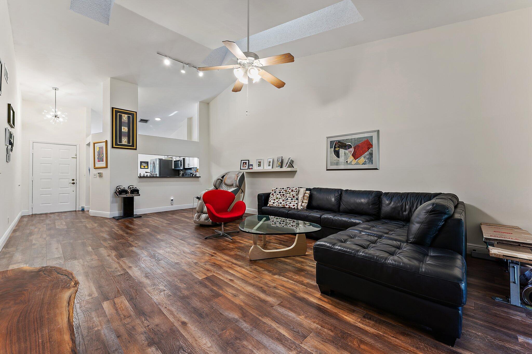 801 Kintyre Court