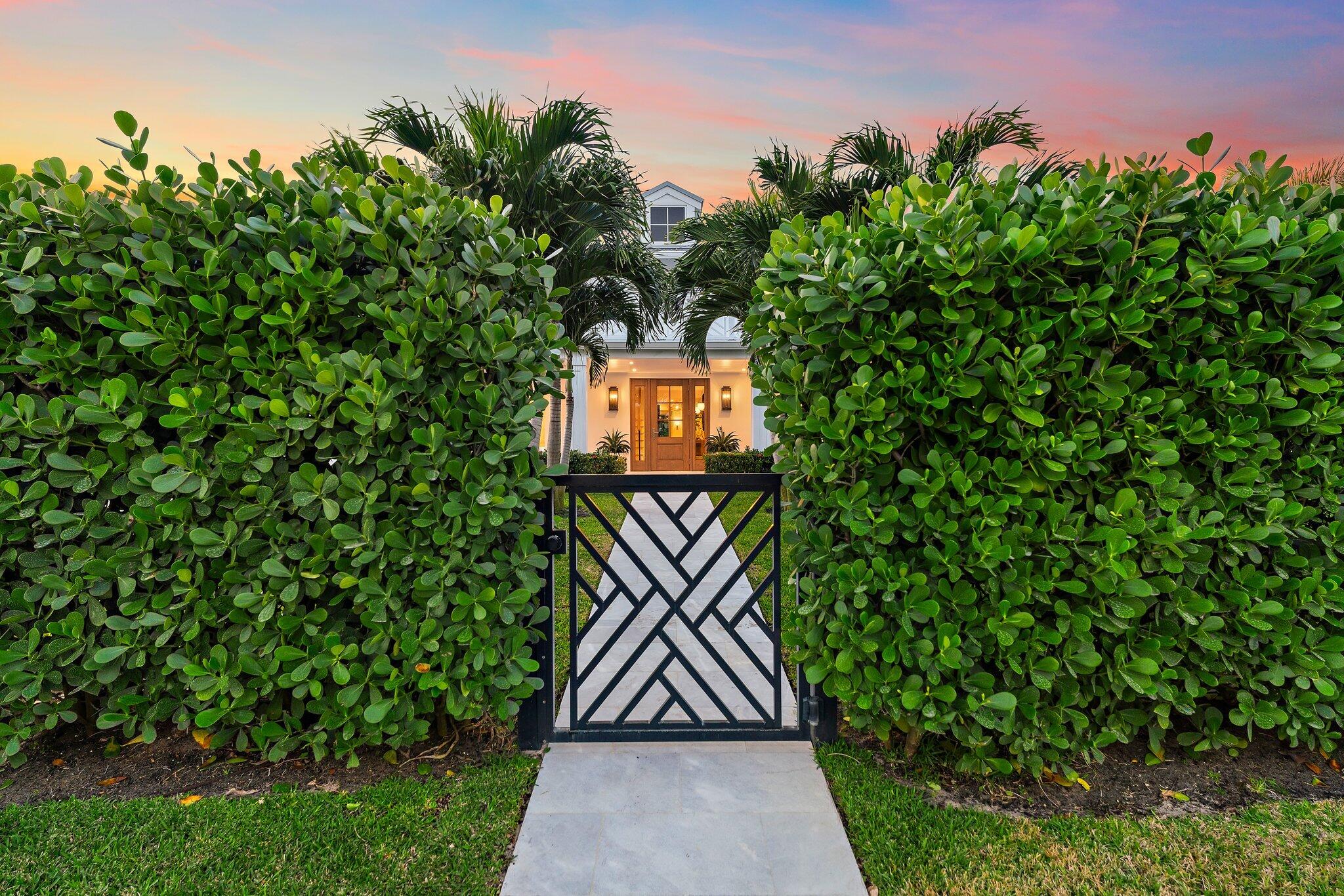 12147 Captains Landing