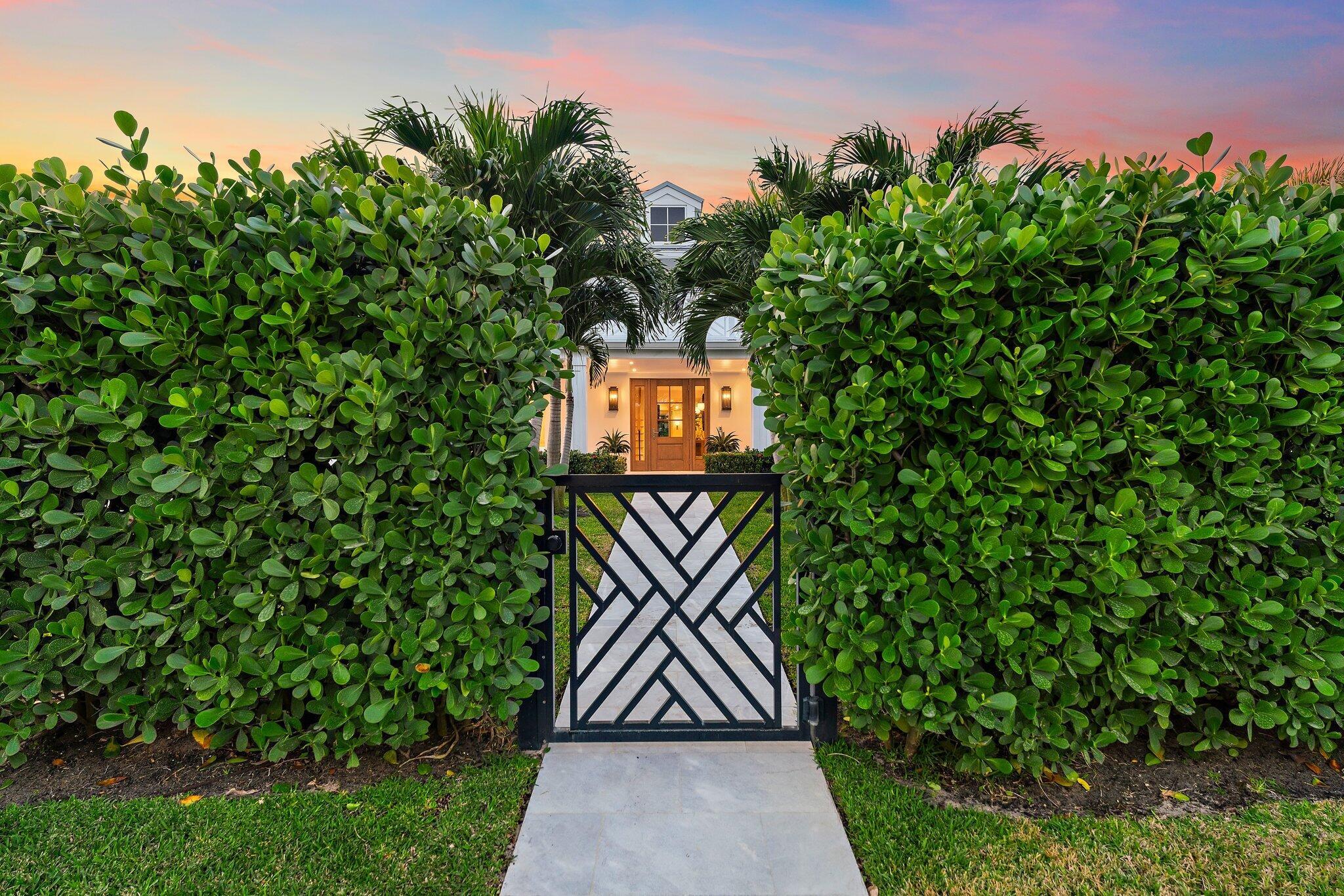 12147 Captains Landing