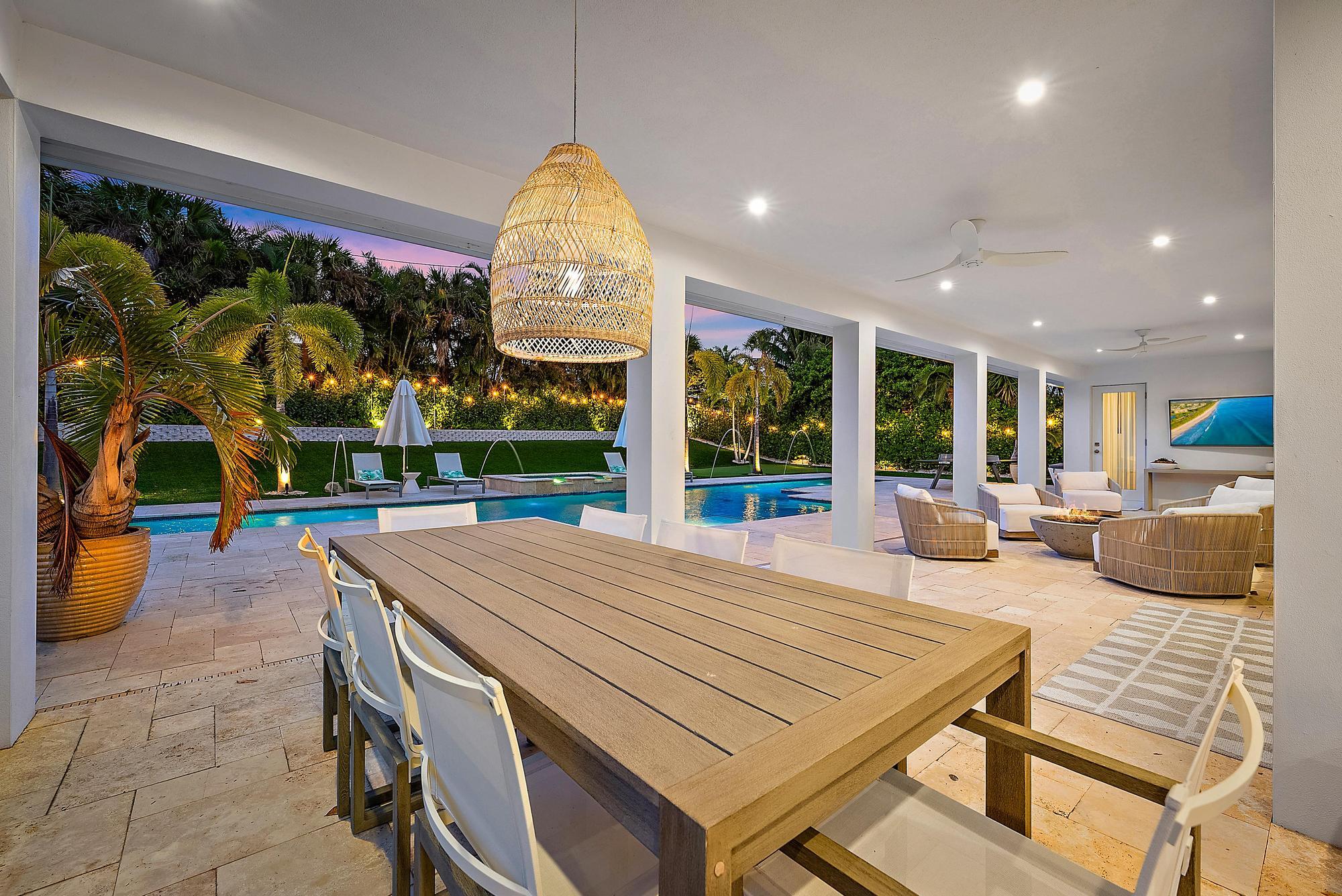 12147 Captains Landing