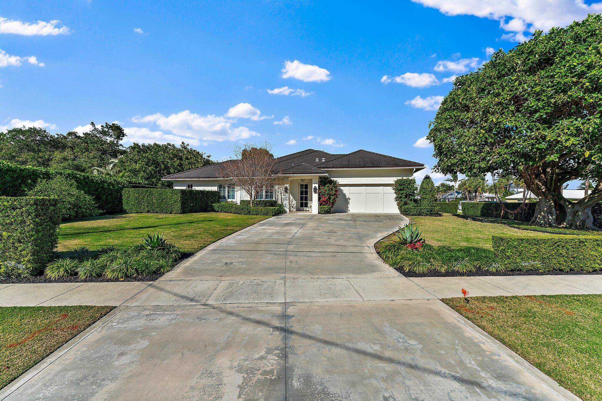 11763 Lake Shore Place