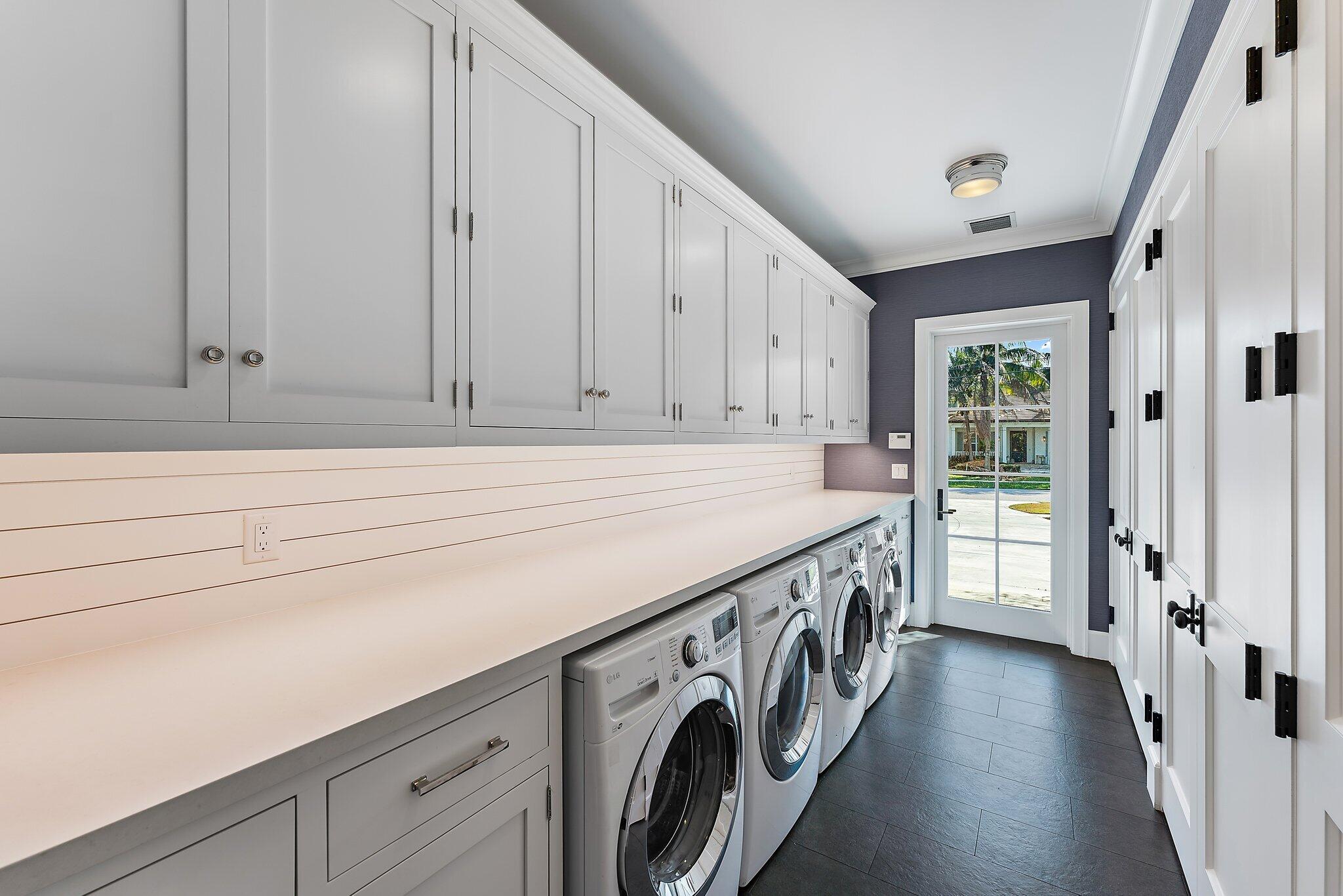 11763 Lake Shore Place