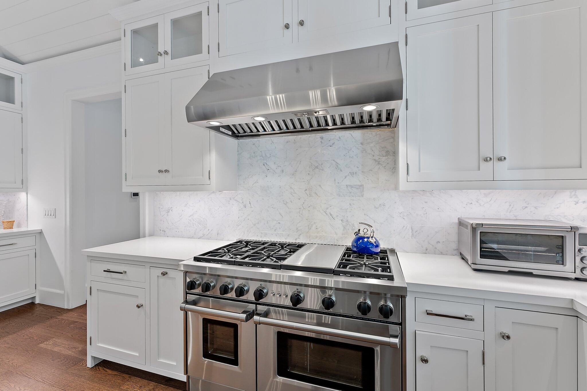 11763 Lake Shore Place