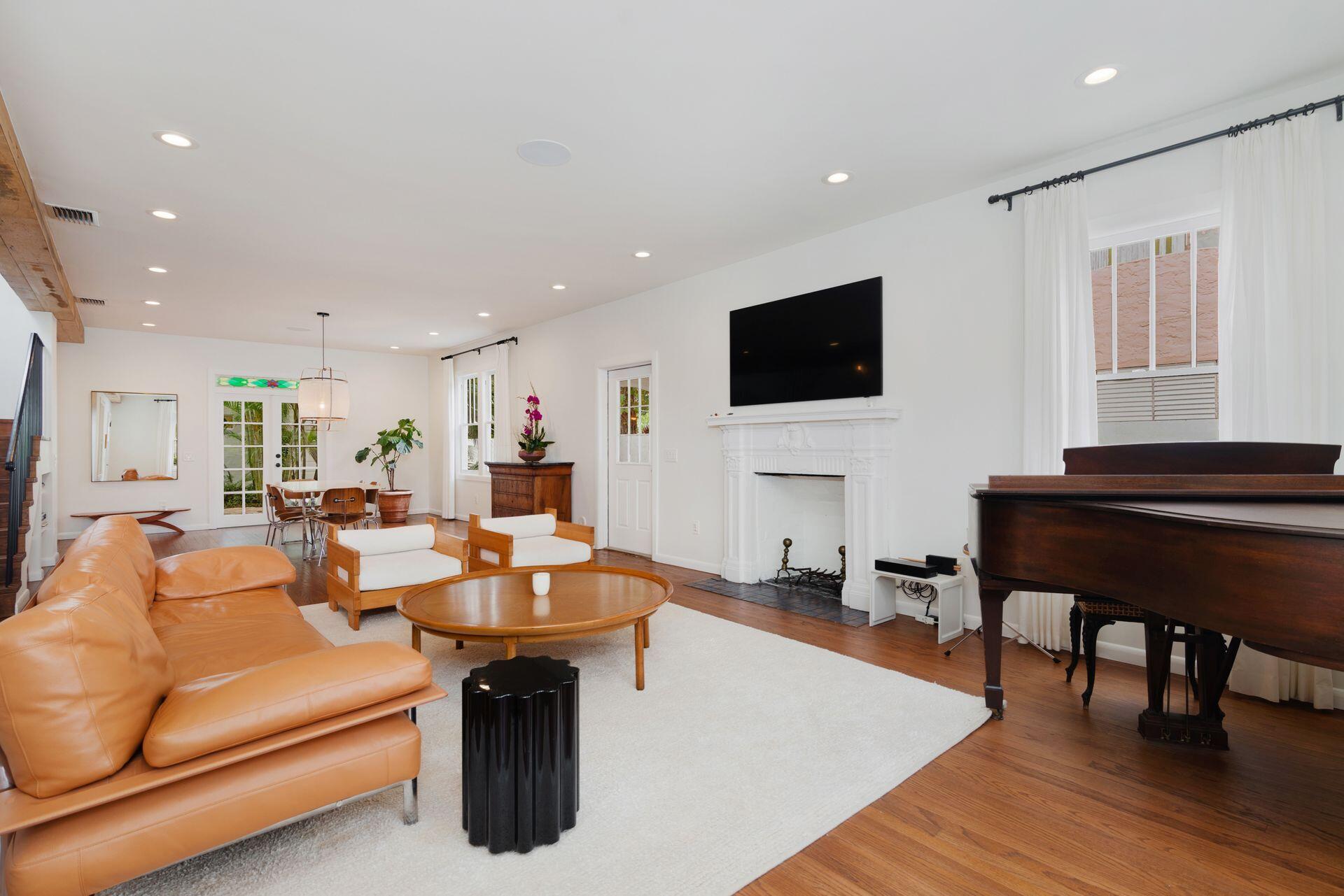 306 Marlborough Place