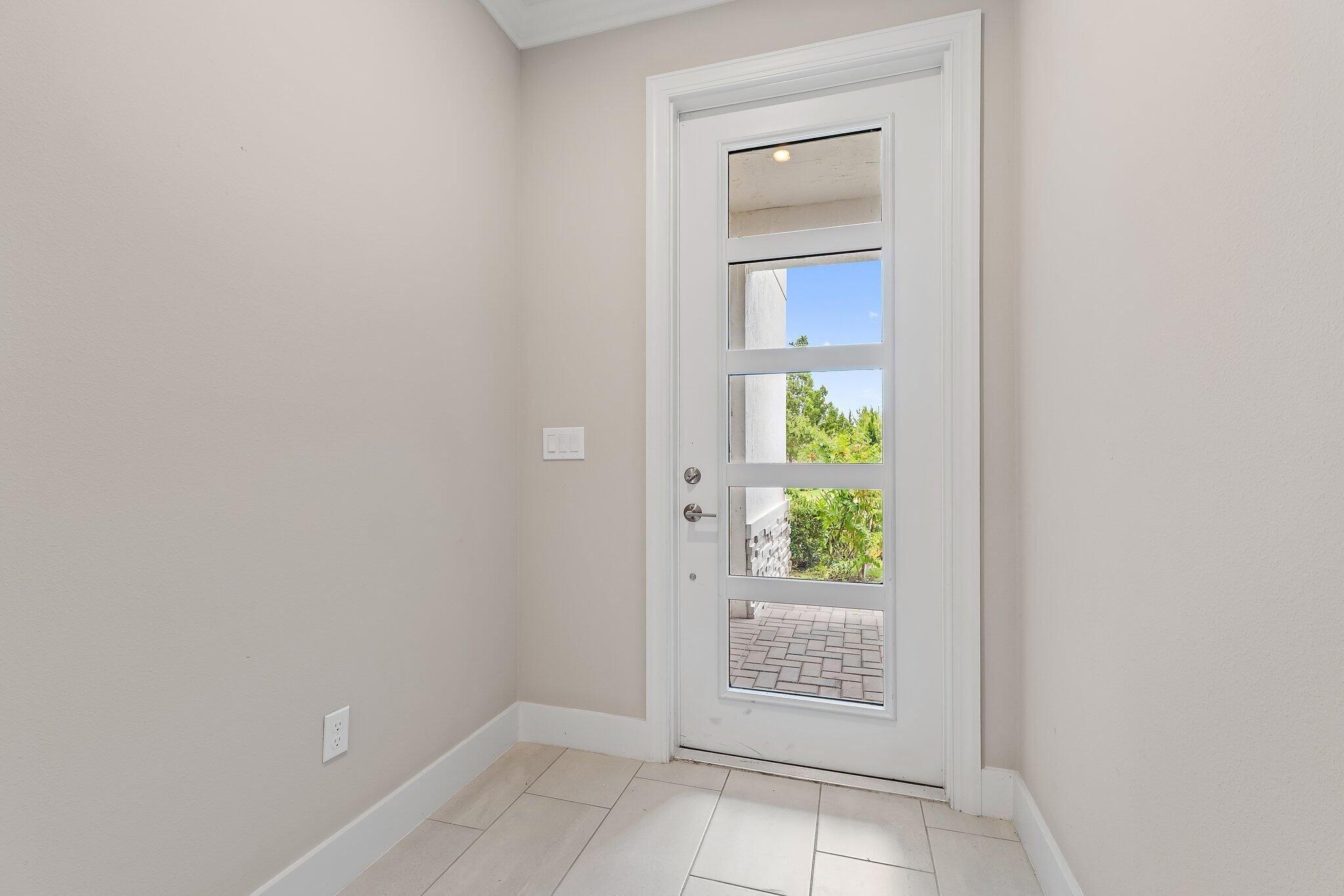 6825 Pointe Of Woods Drive