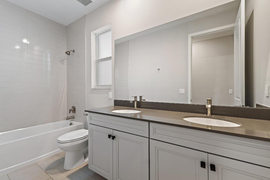 6825 Pointe Of Woods Drive