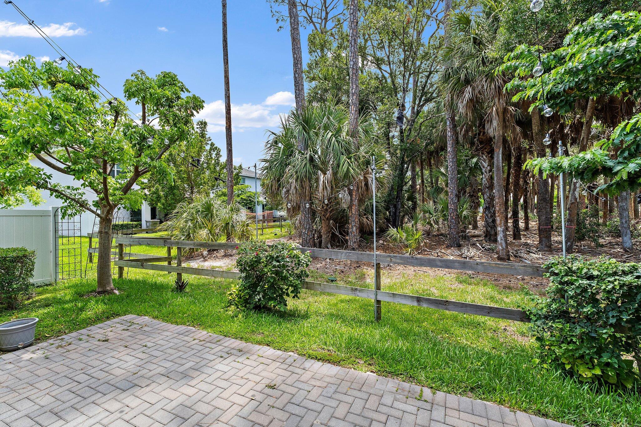 6825 Pointe Of Woods Drive