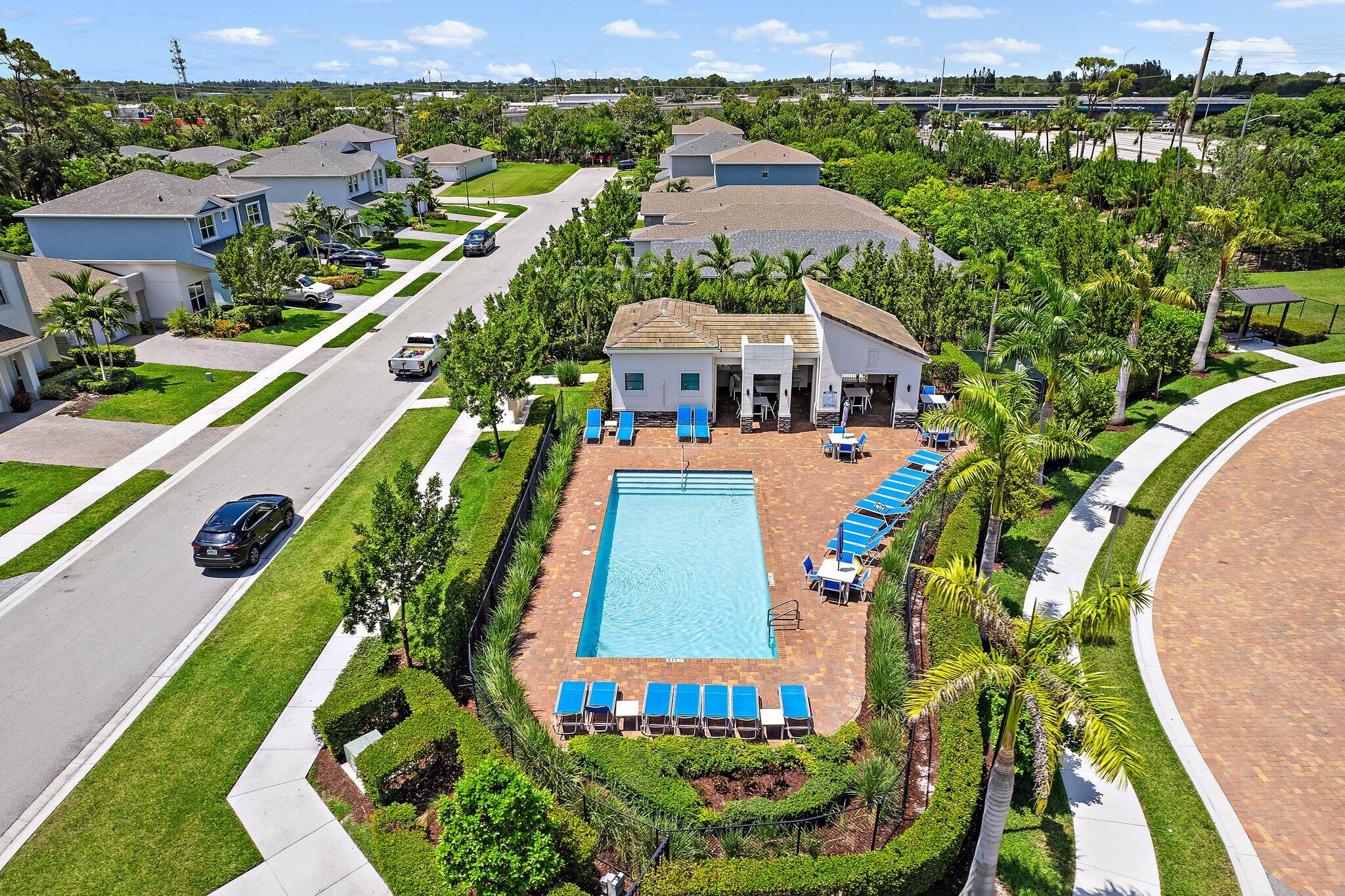 6825 Pointe Of Woods Drive