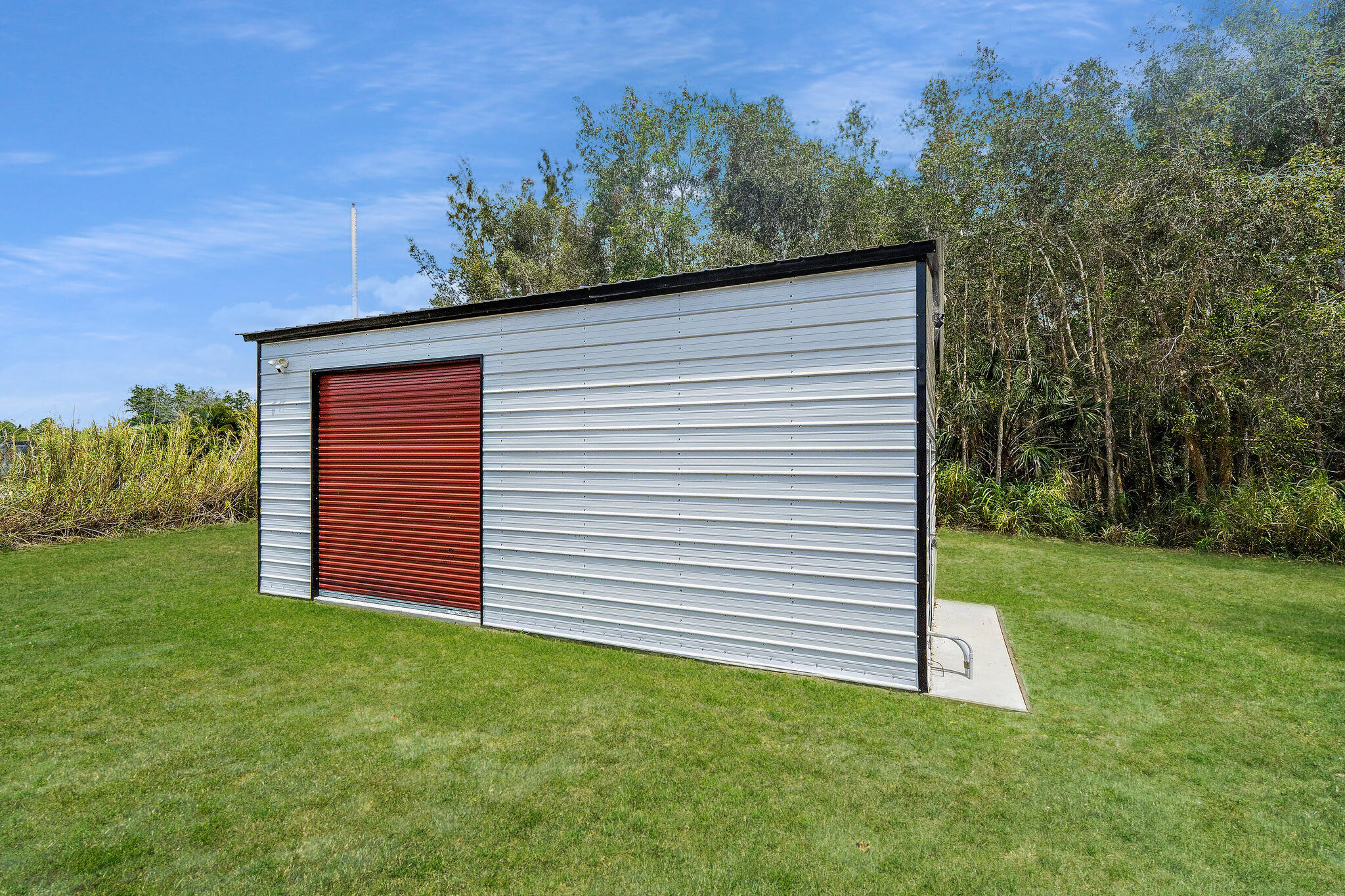 15693 Hamlin Boulevard