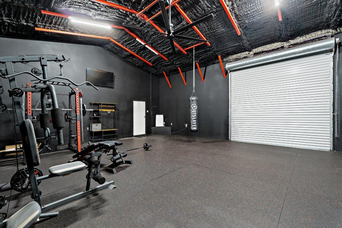 15693 Hamlin Boulevard