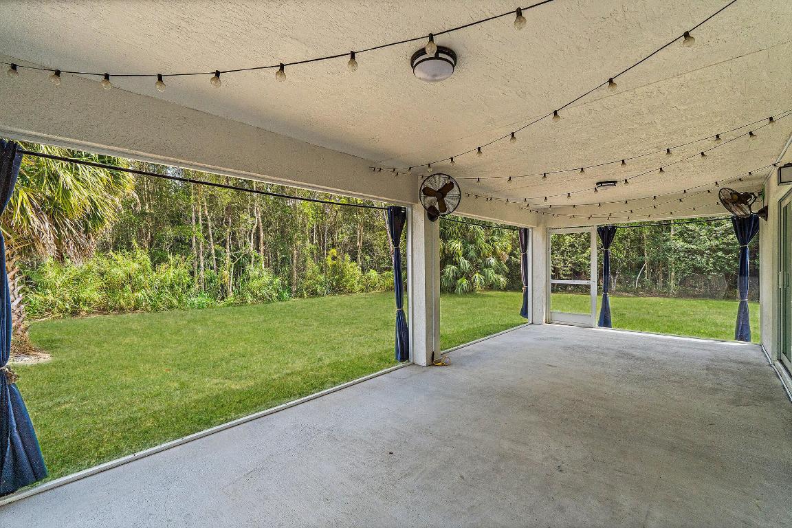 15693 Hamlin Boulevard