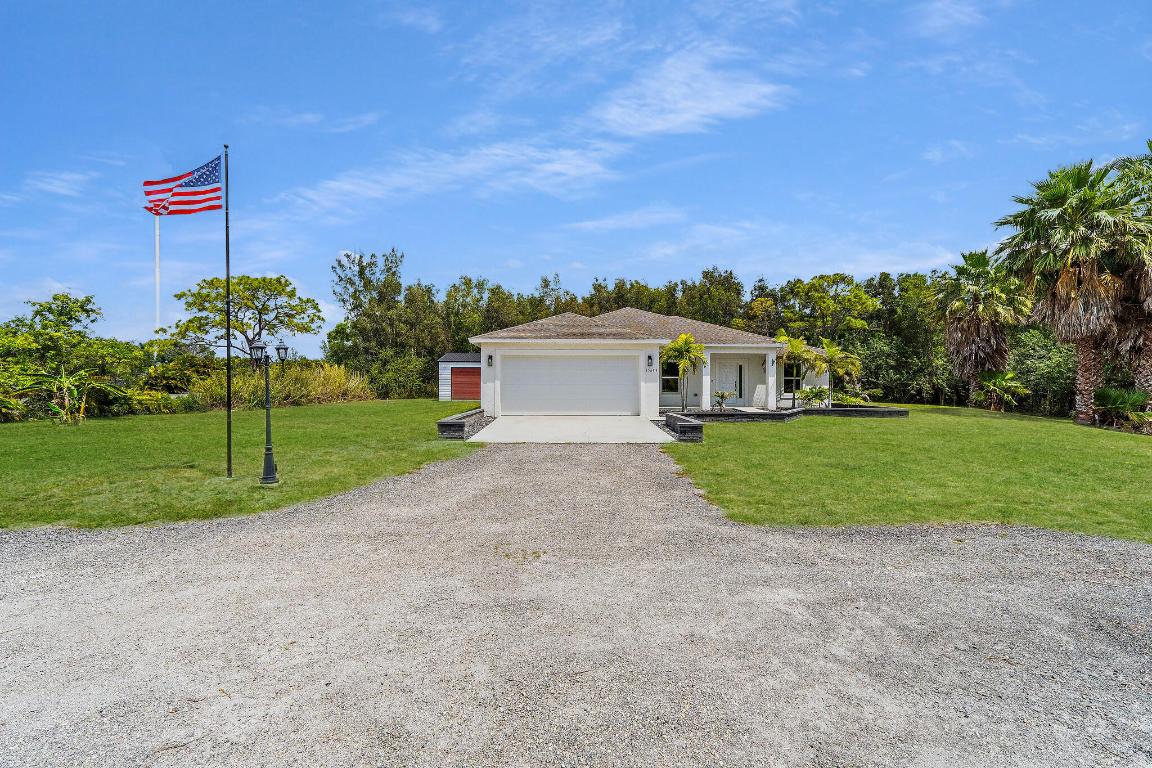 15693 Hamlin Boulevard