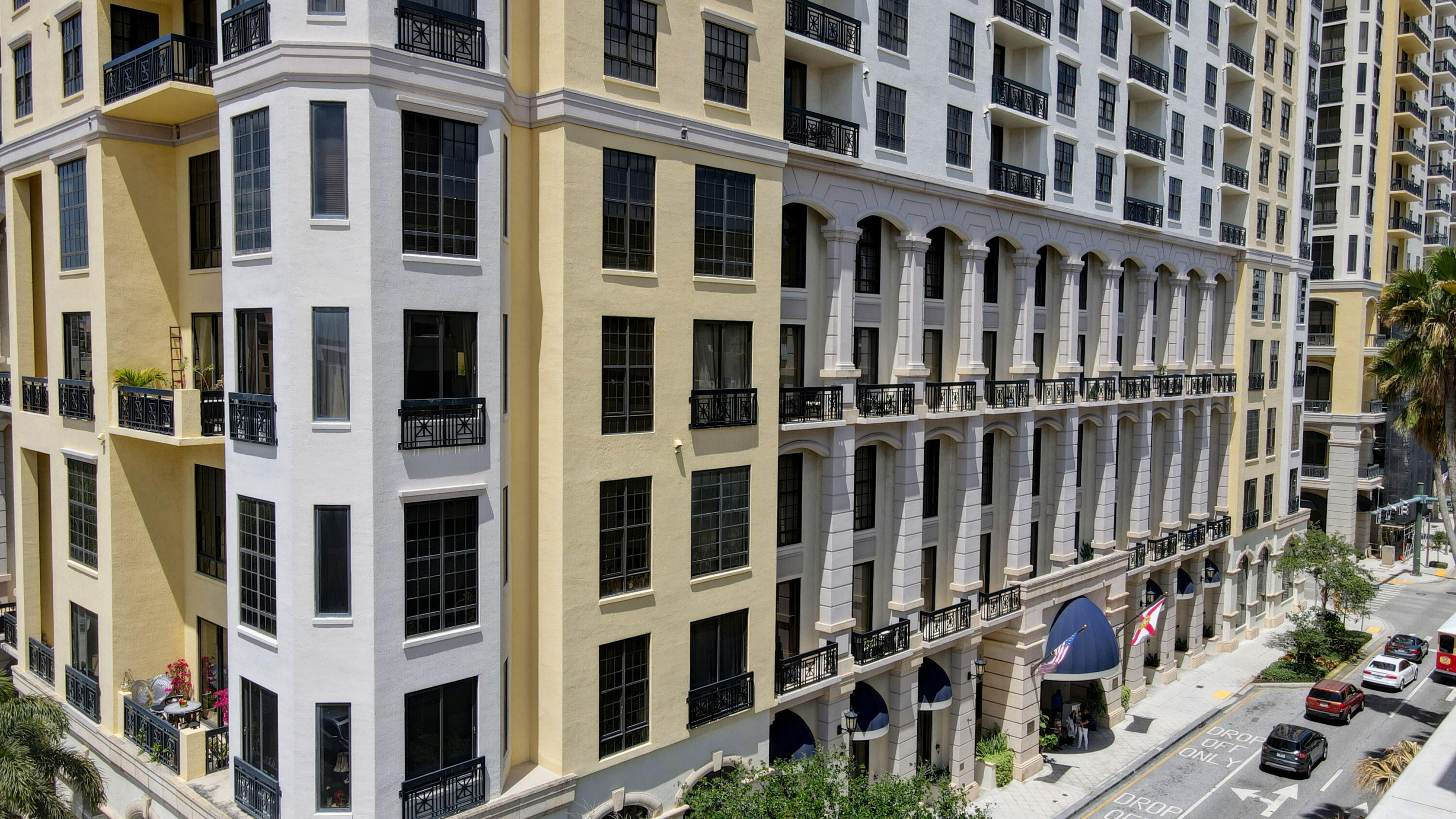 801 S Olive Avenue 1119