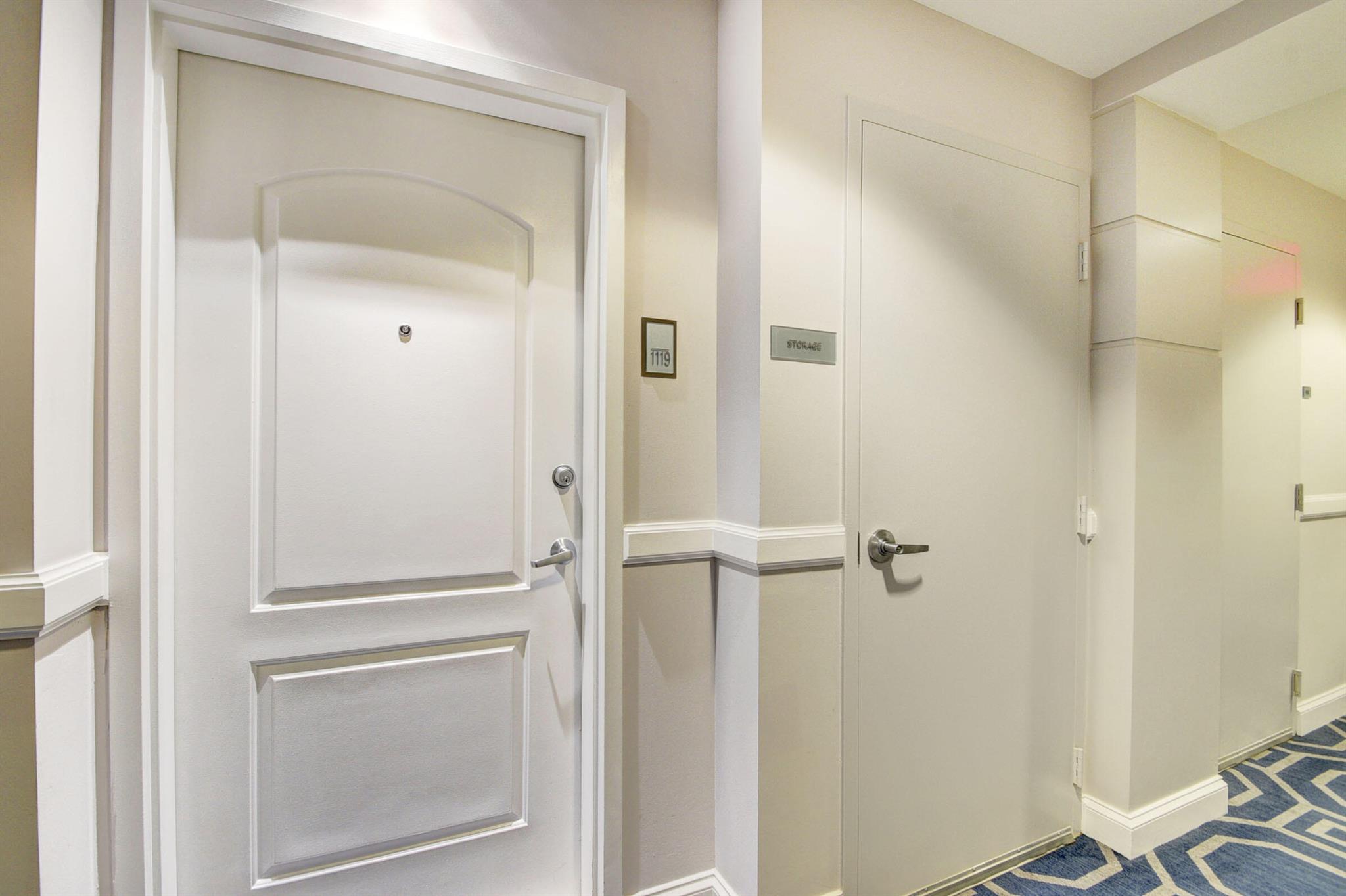 801 S Olive Avenue 1119