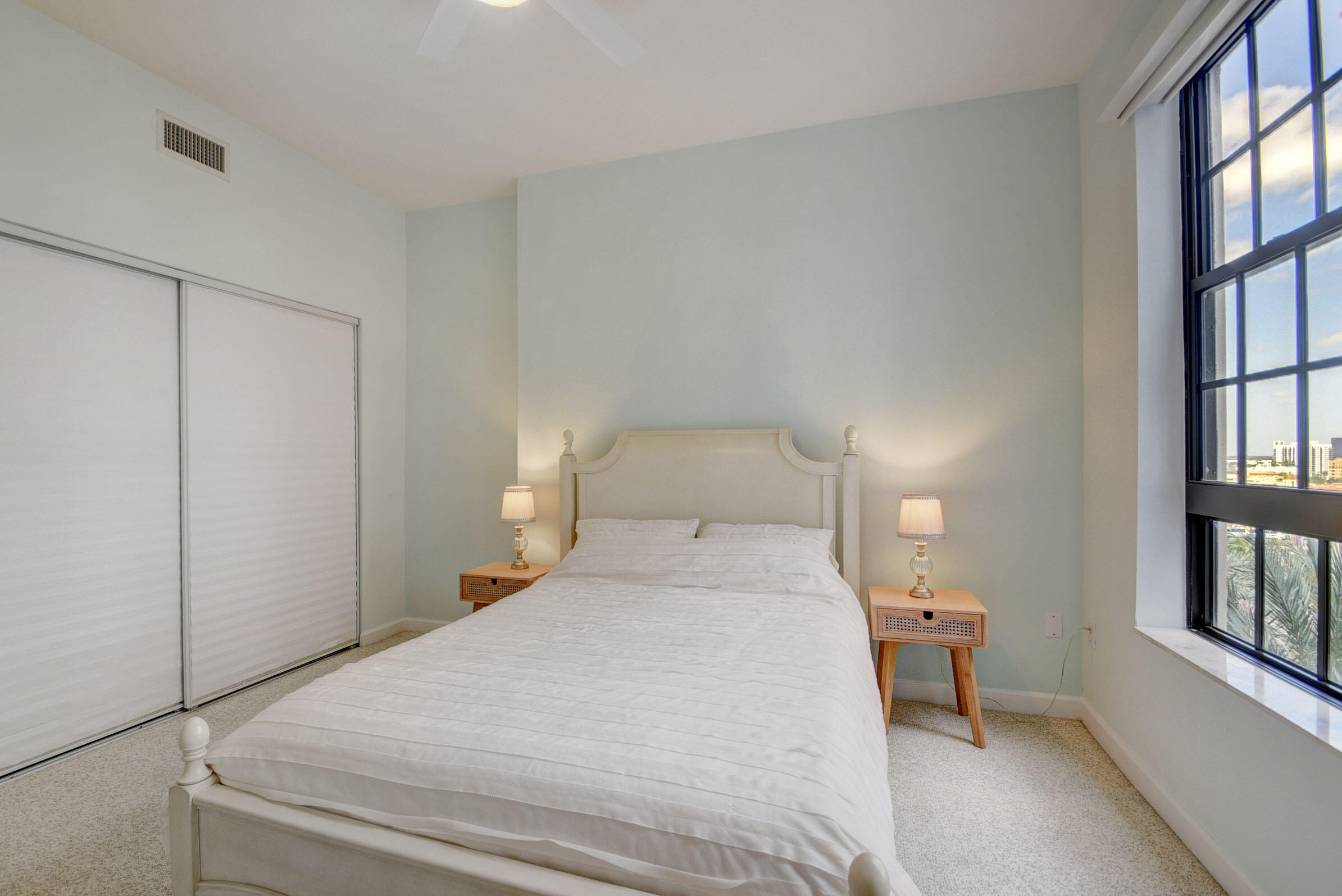 801 S Olive Avenue 1119