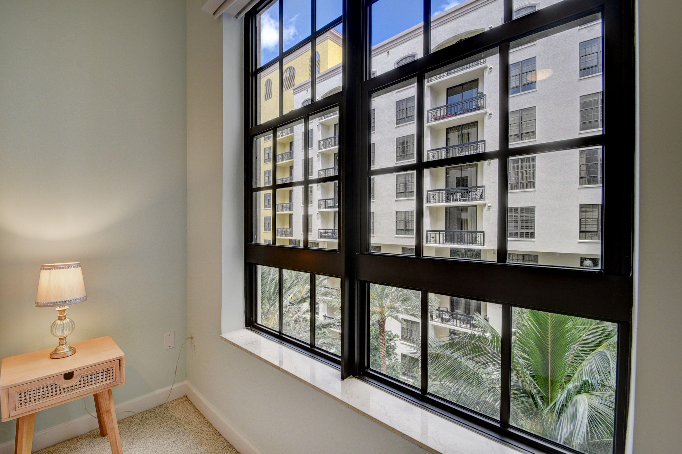 801 S Olive Avenue 1119