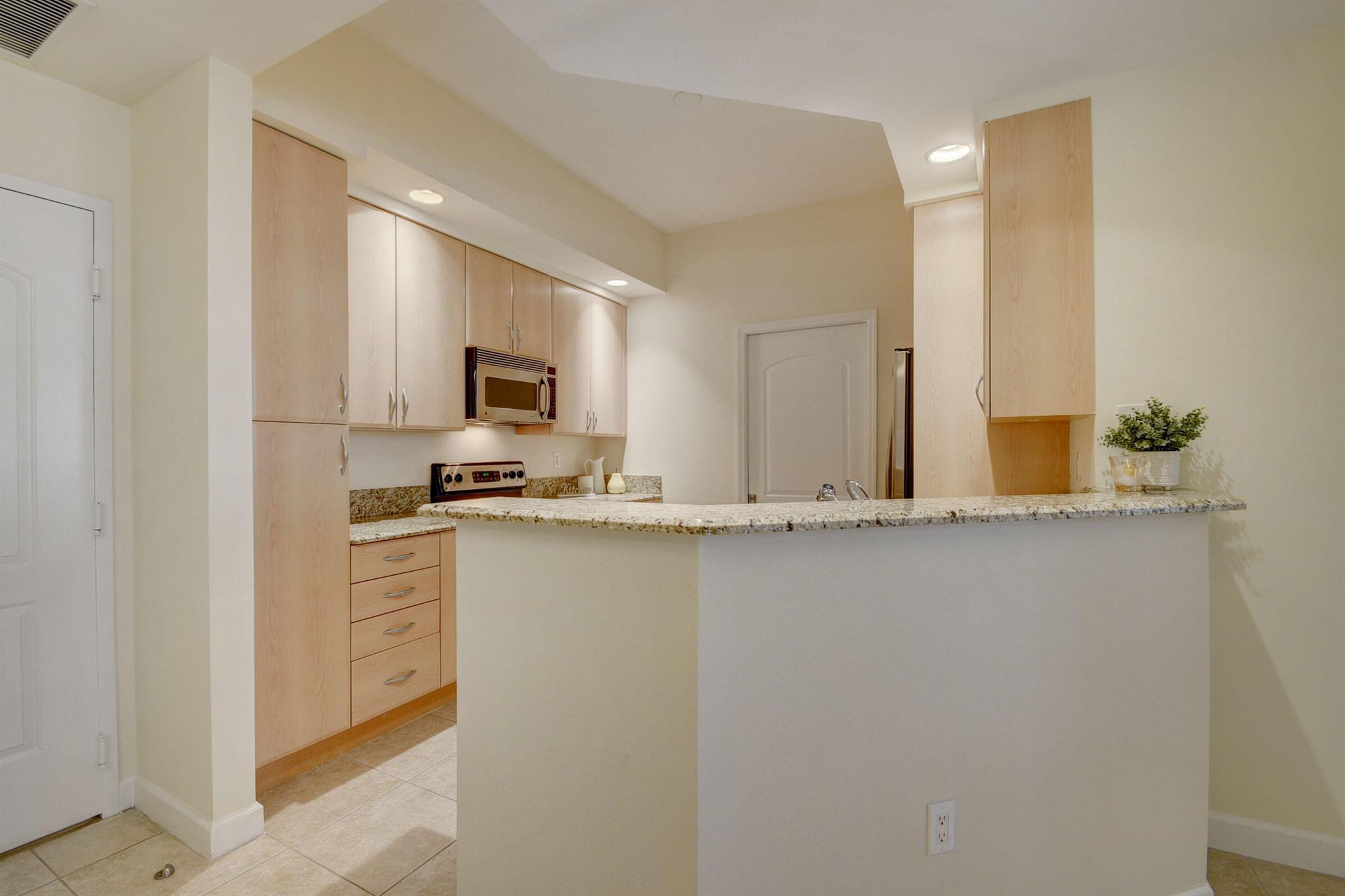 801 S Olive Avenue 1119