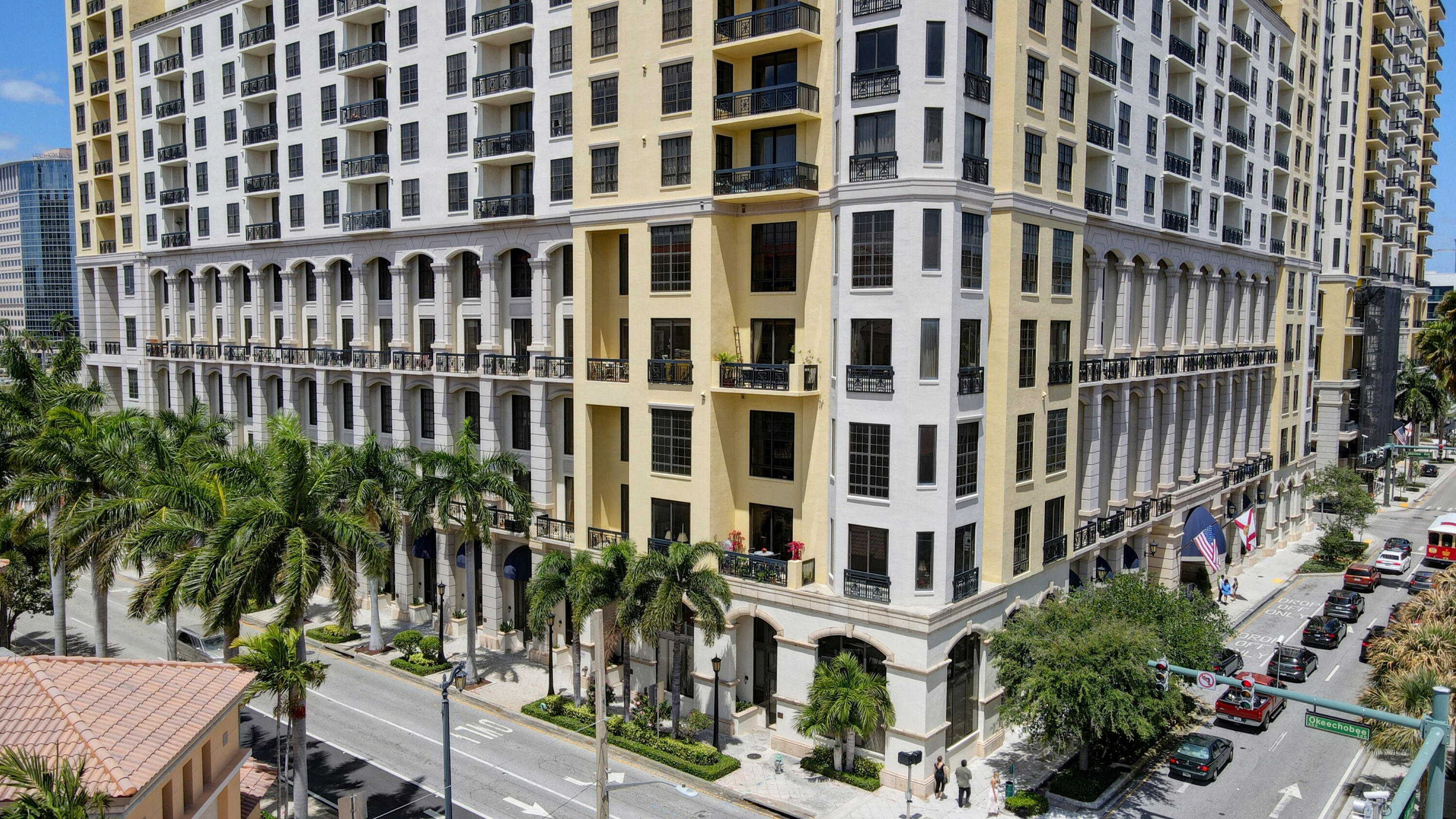 801 S Olive Avenue 1119