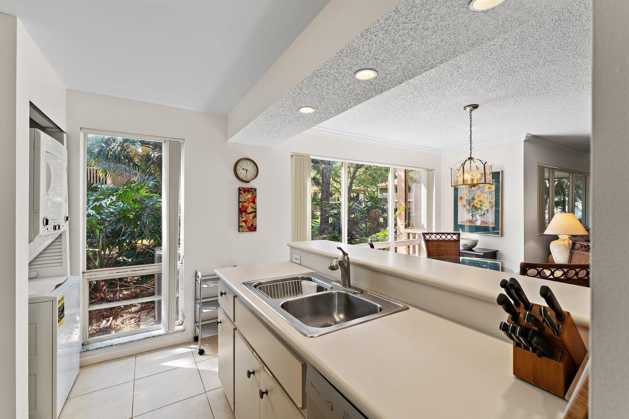 527 Brackenwood Place