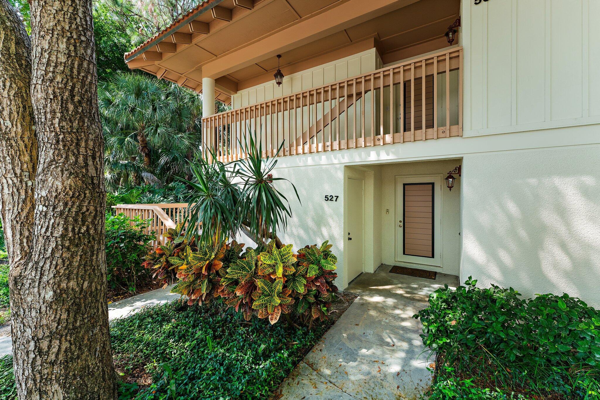 527 Brackenwood Place