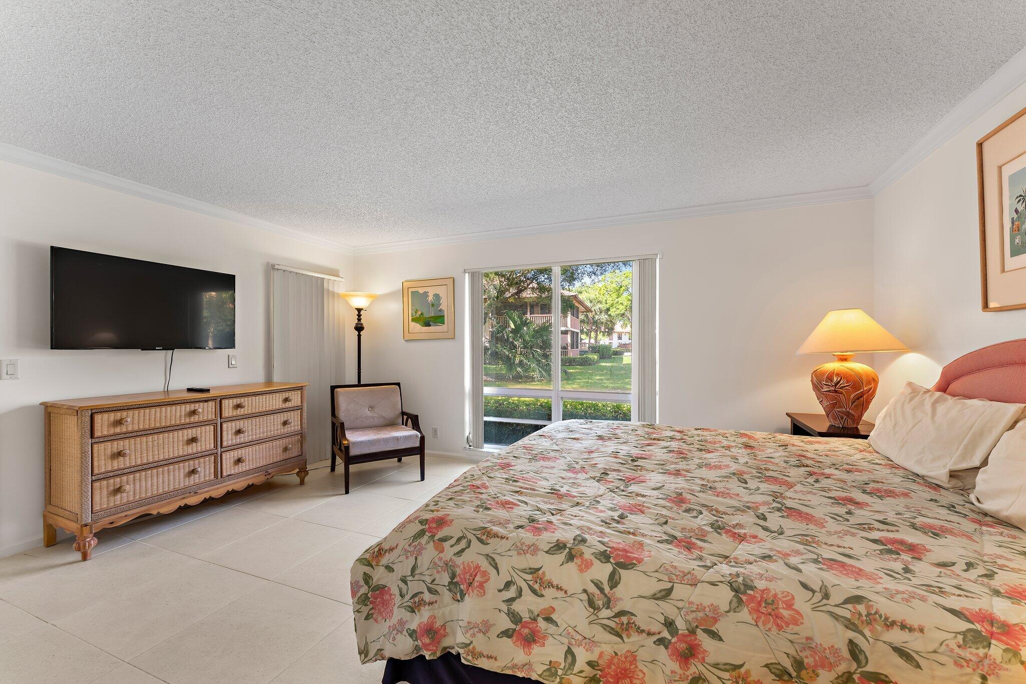 527 Brackenwood Place