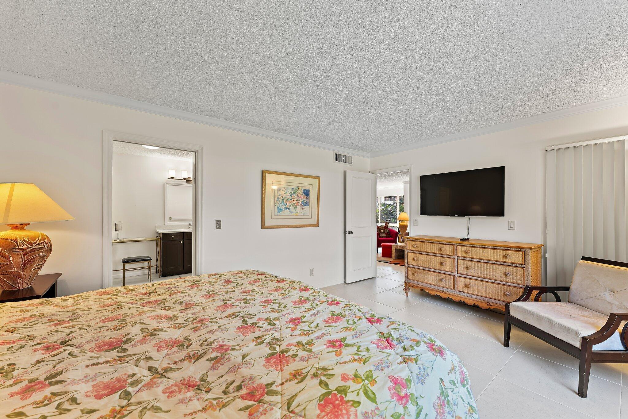 527 Brackenwood Place