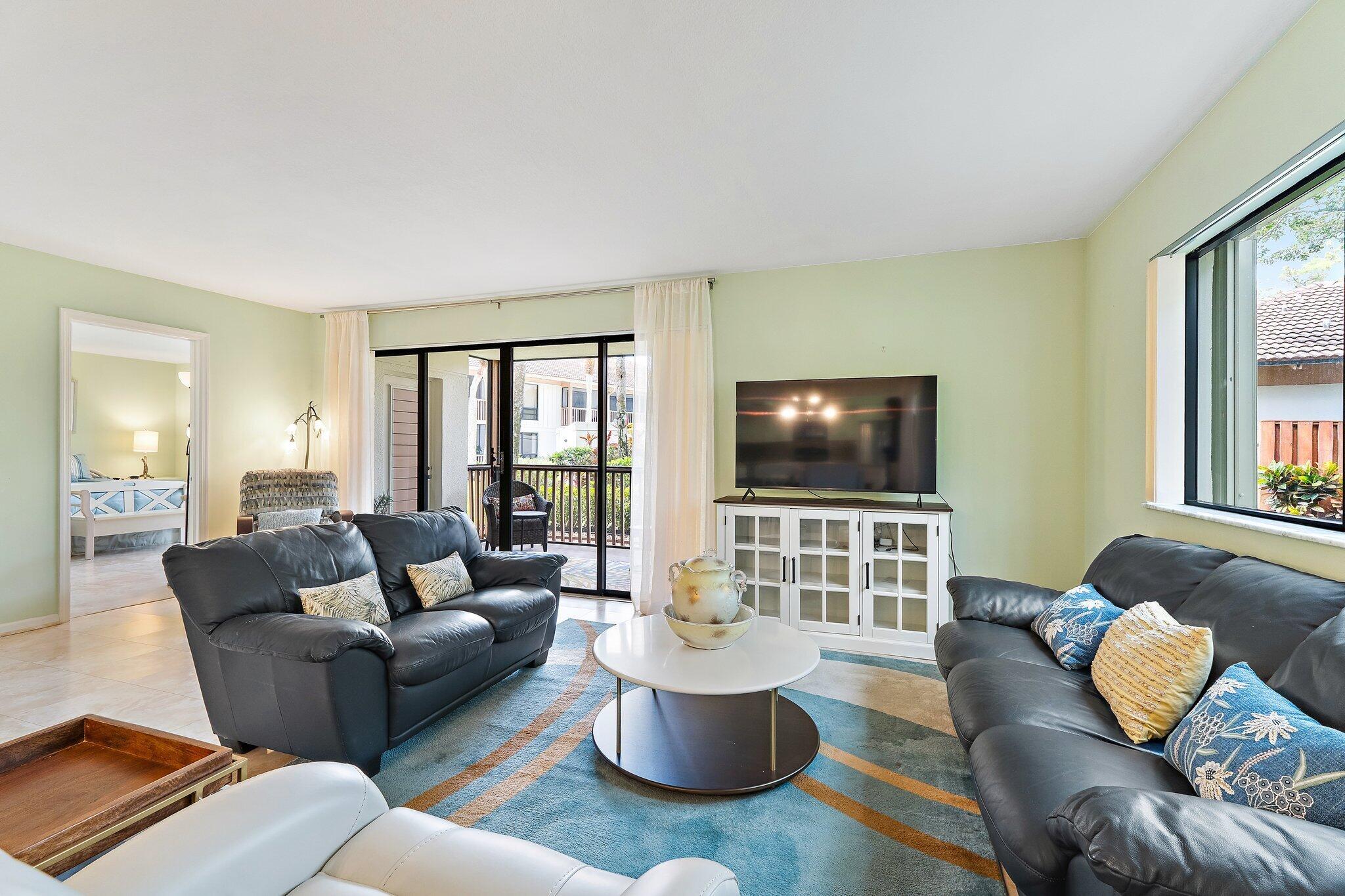 413 Brackenwood Lane S