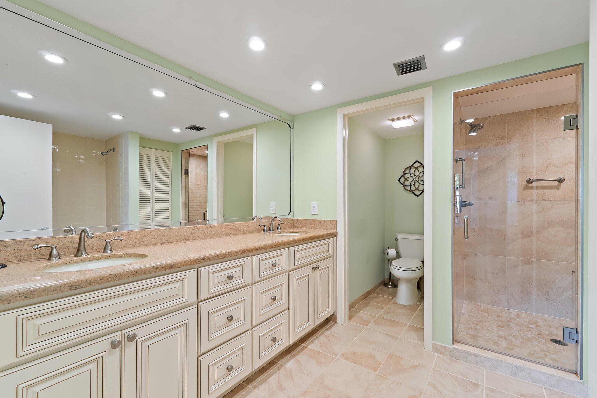 413 Brackenwood Lane S