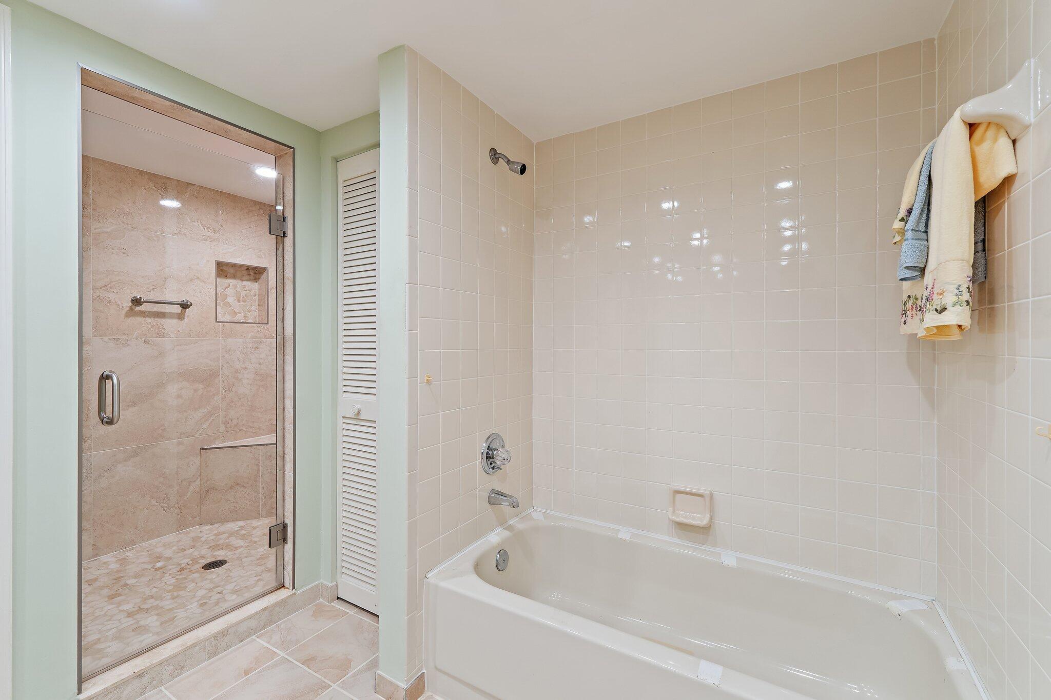 413 Brackenwood Lane S