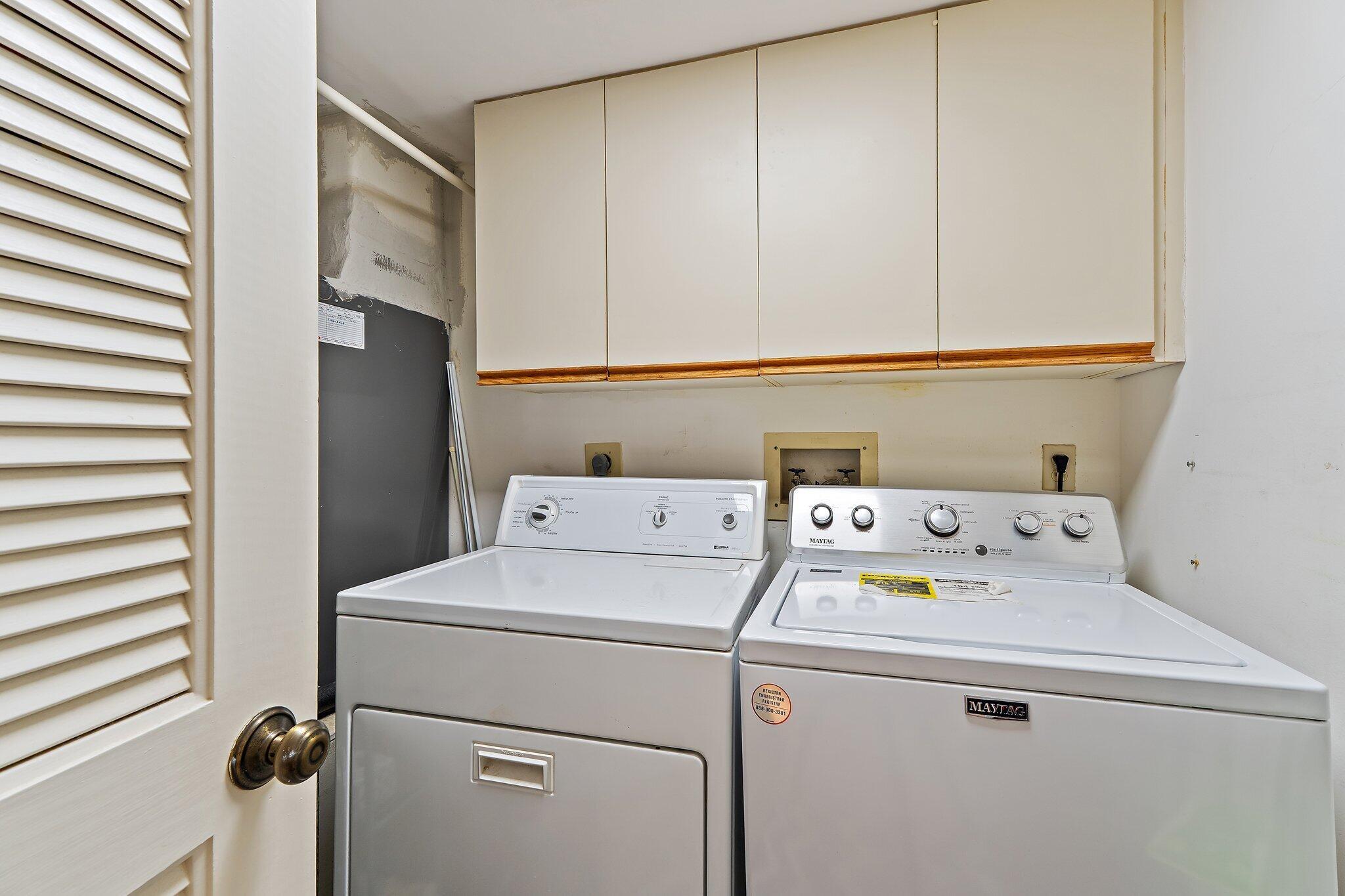 413 Brackenwood Lane S