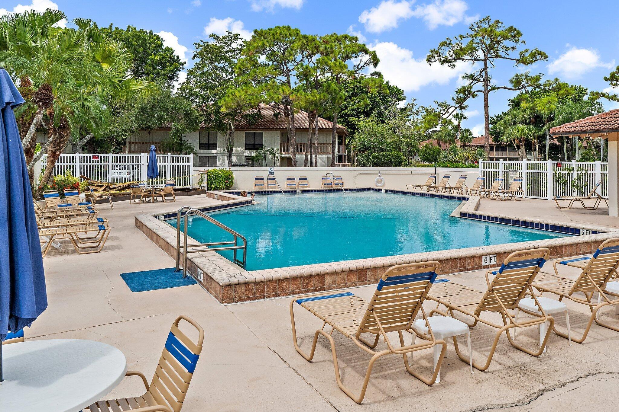 413 Brackenwood Lane S