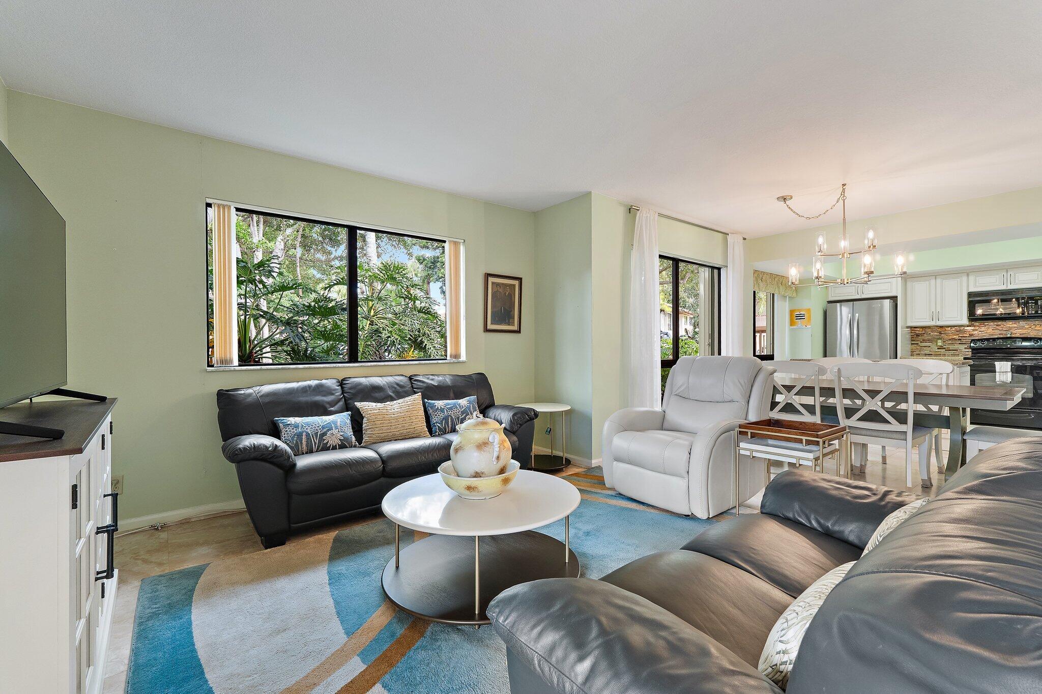 413 Brackenwood Lane S