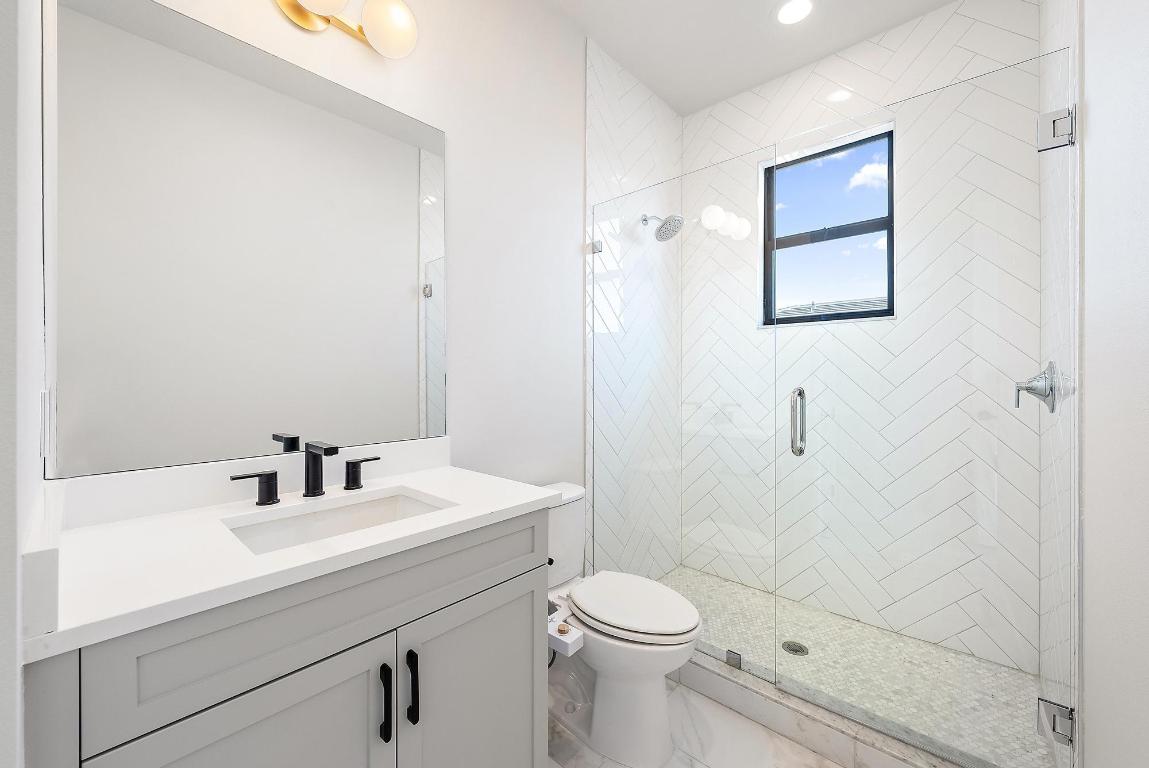 1005 Faulkner Terrace