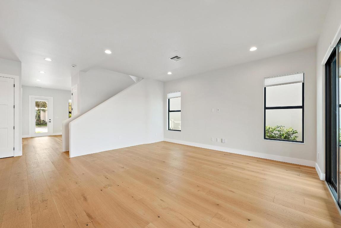 1005 Faulkner Terrace