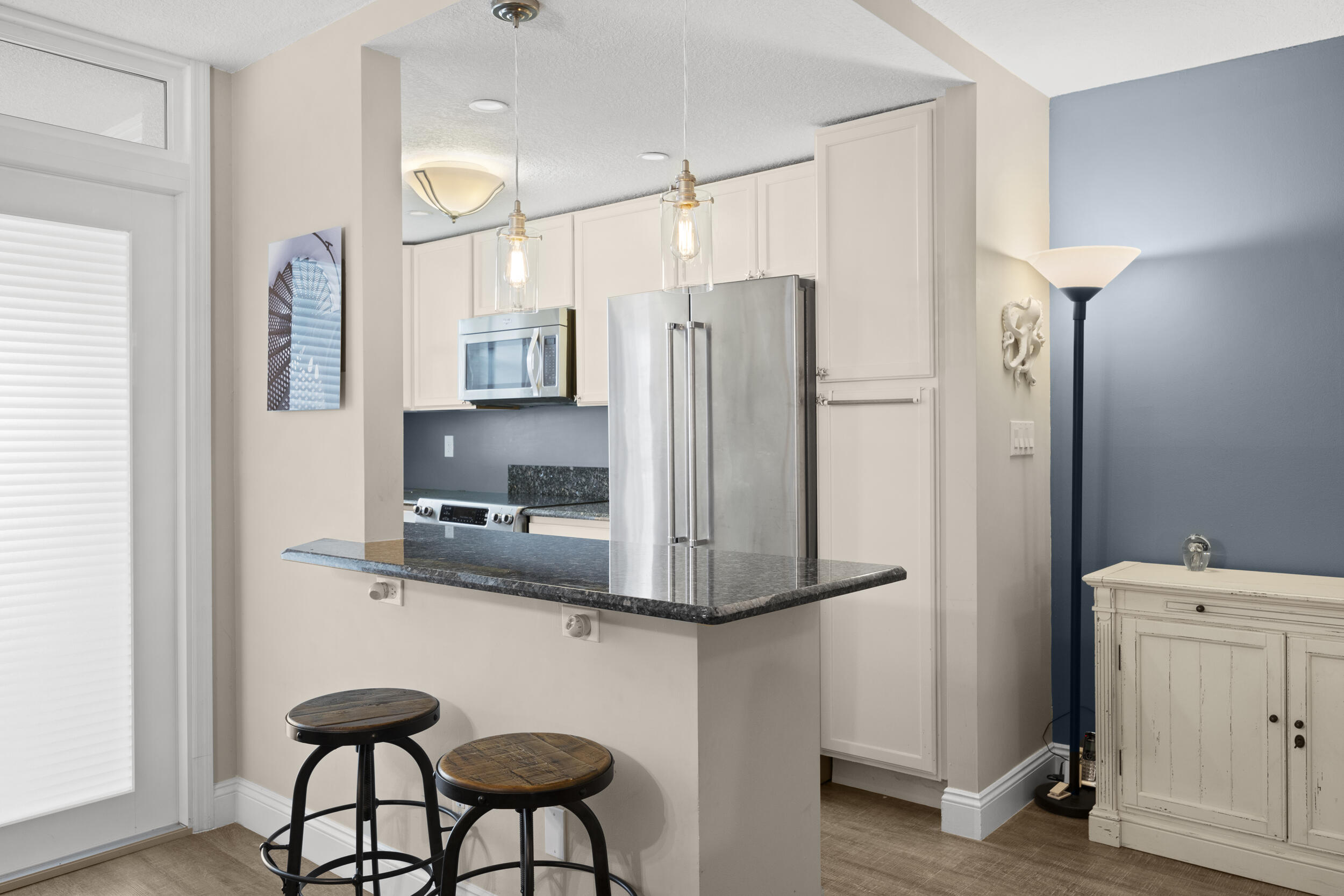 109 Paradise Harbour Boulevard 211