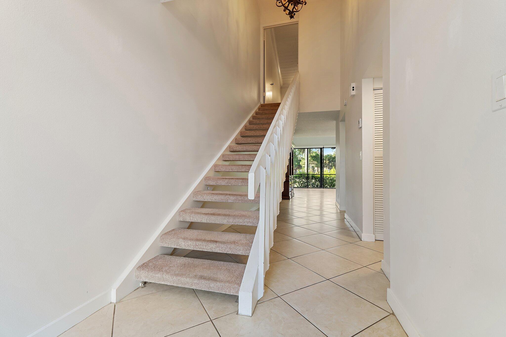 271 Old Meadow Way