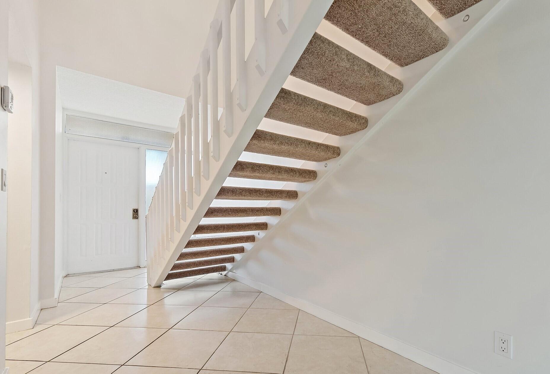 271 Old Meadow Way