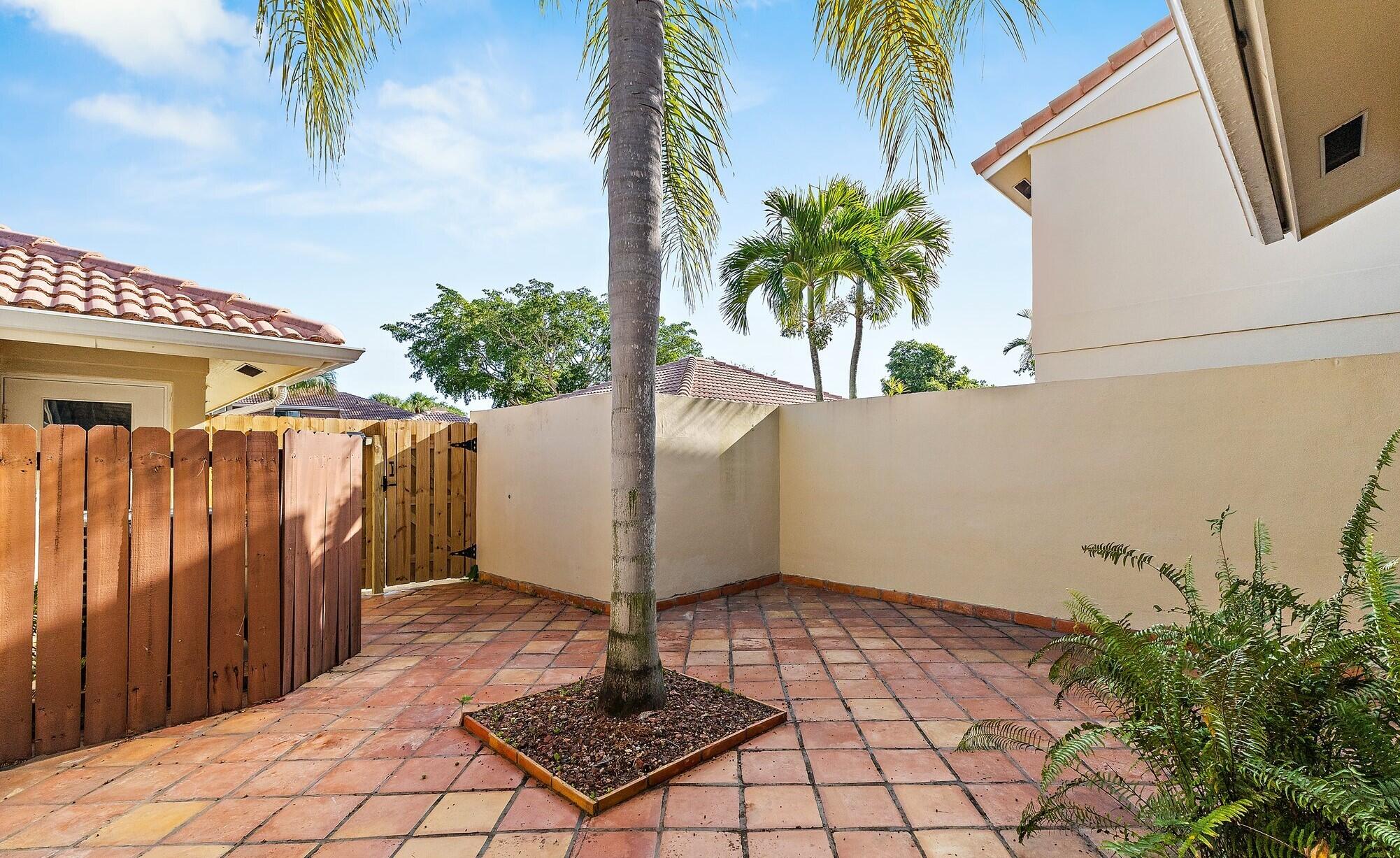 271 Old Meadow Way