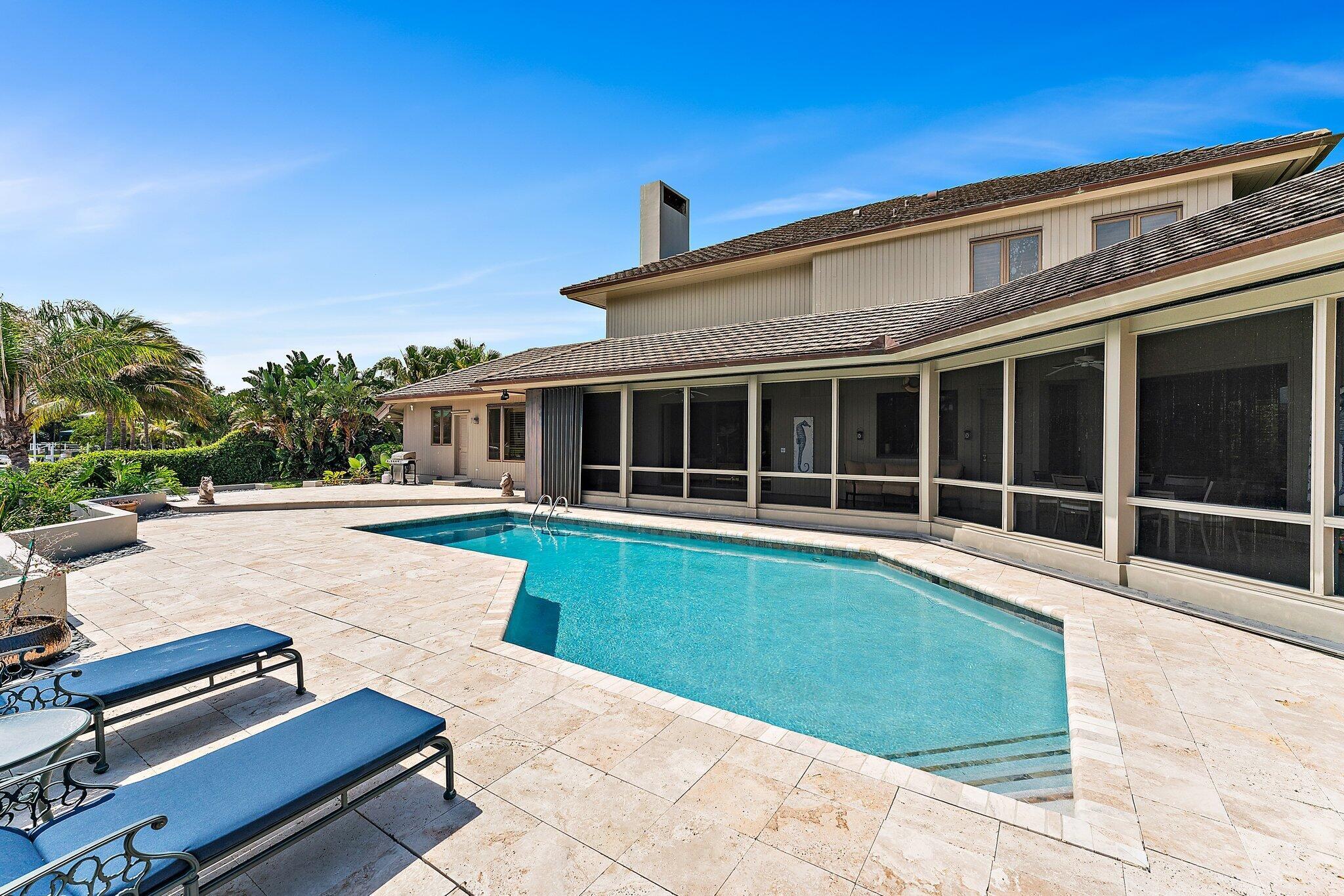 1454 Point Way