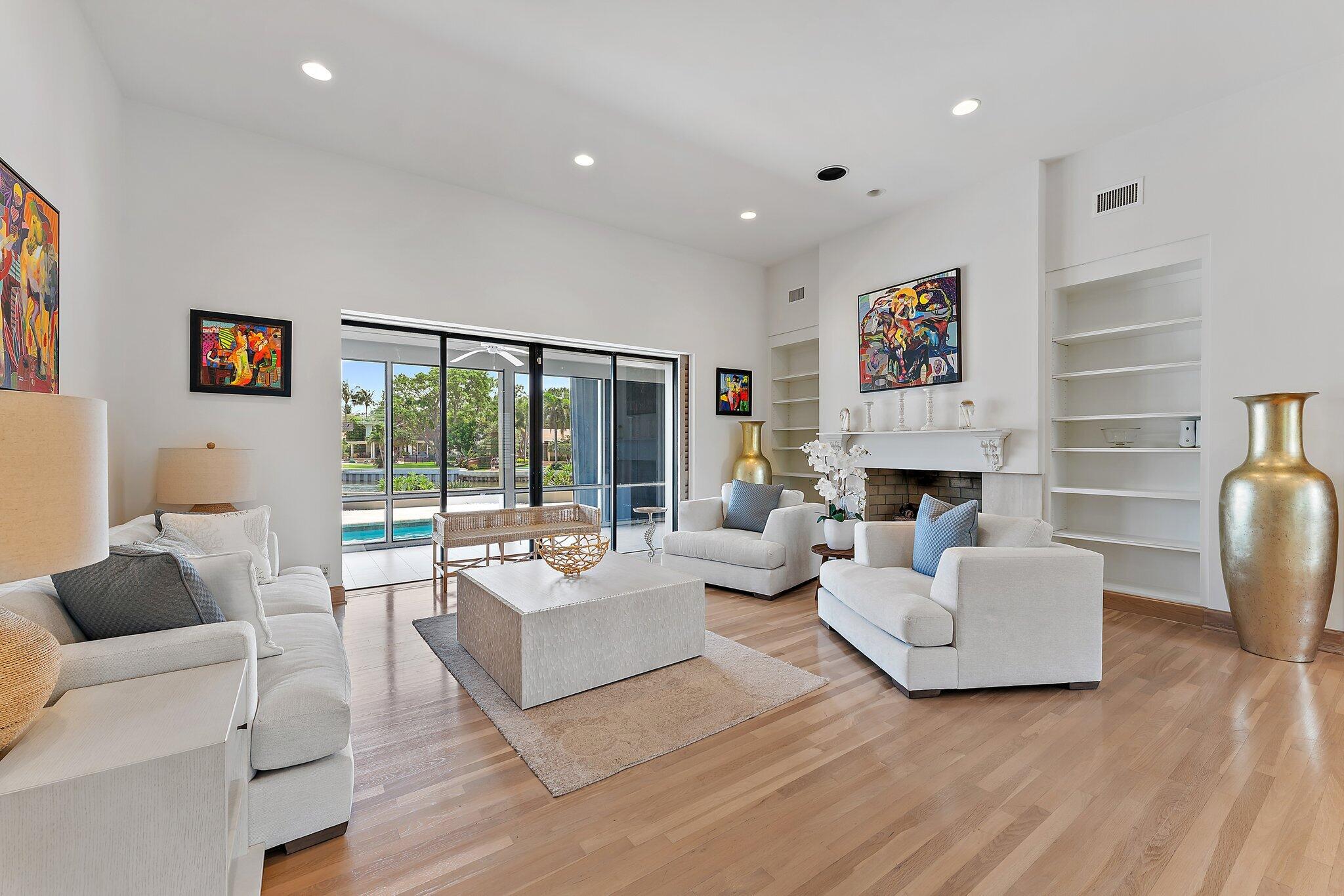 1454 Point Way