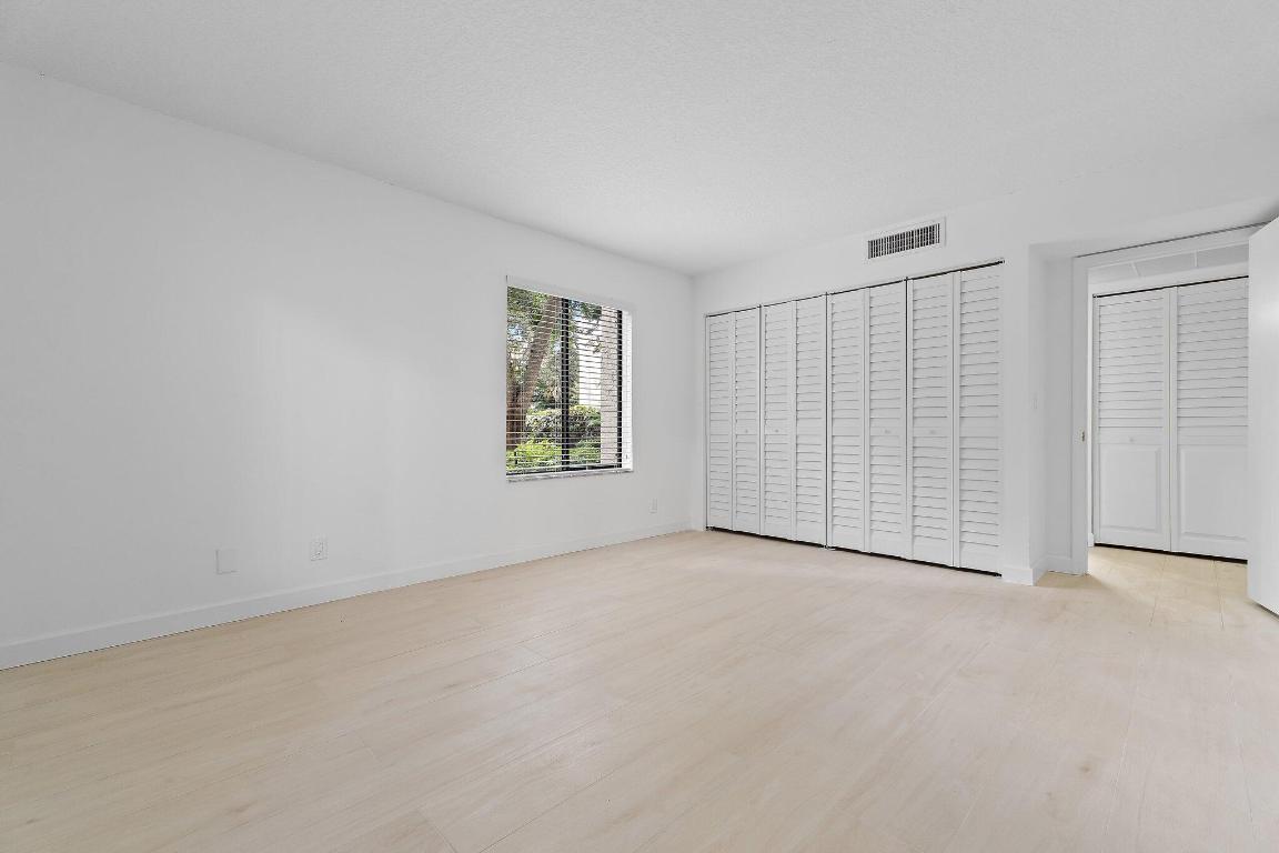 150 Pineview Road I4