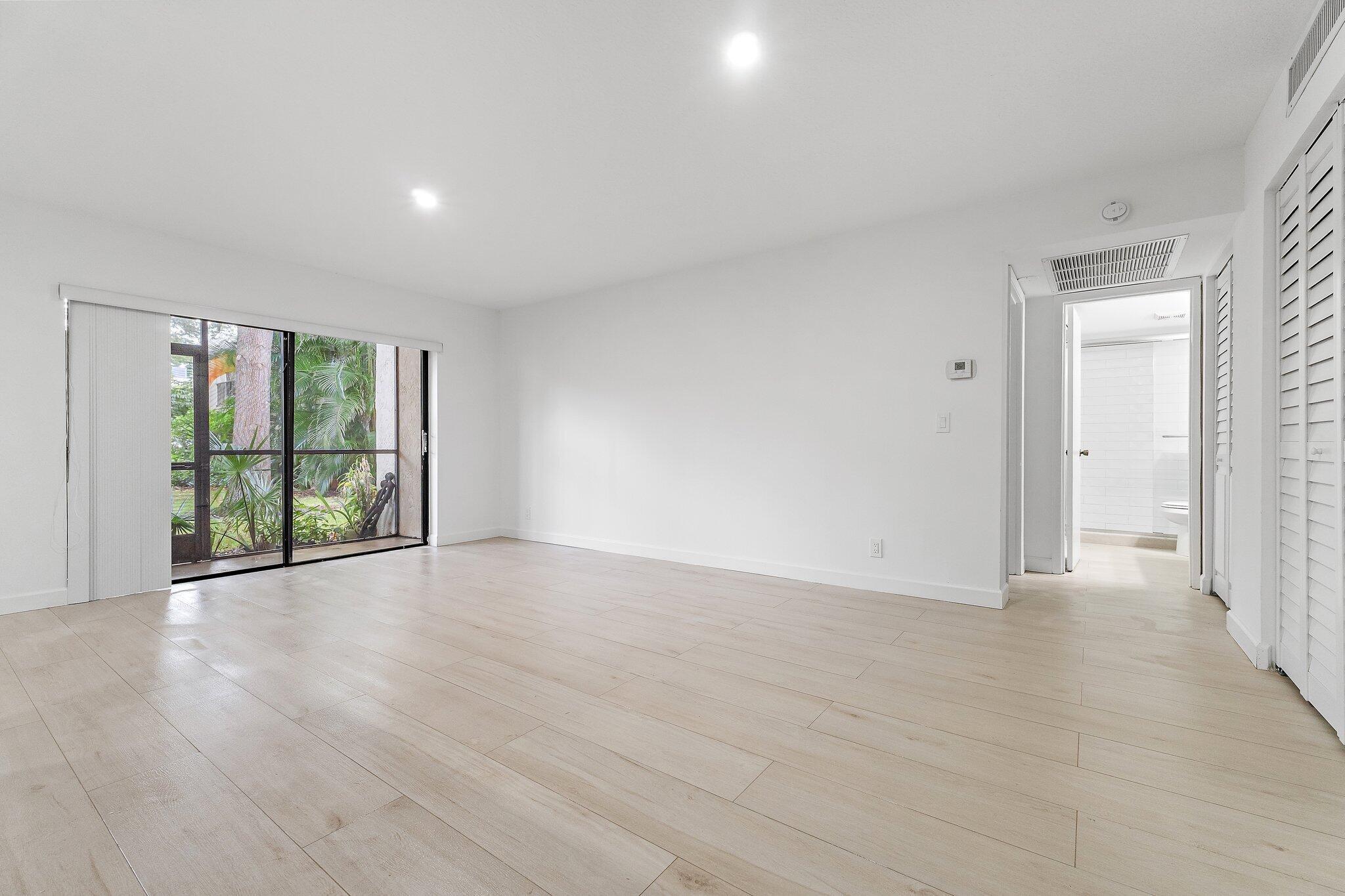 150 Pineview Road I4