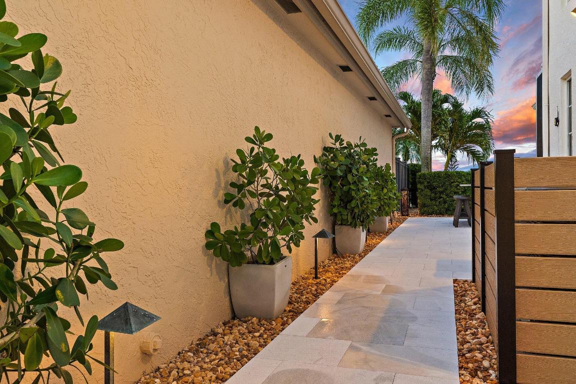 918 Augusta Pointe Drive