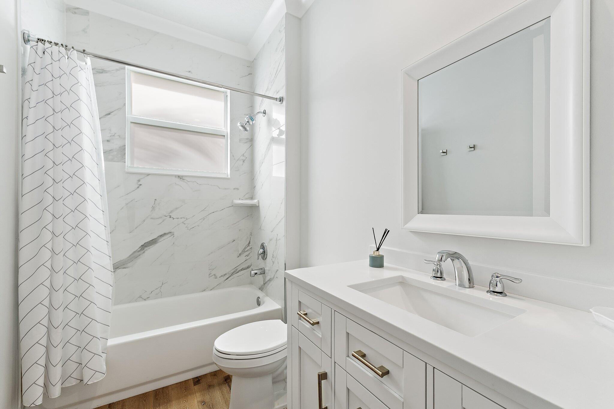 17564 Cinquez Park Road W