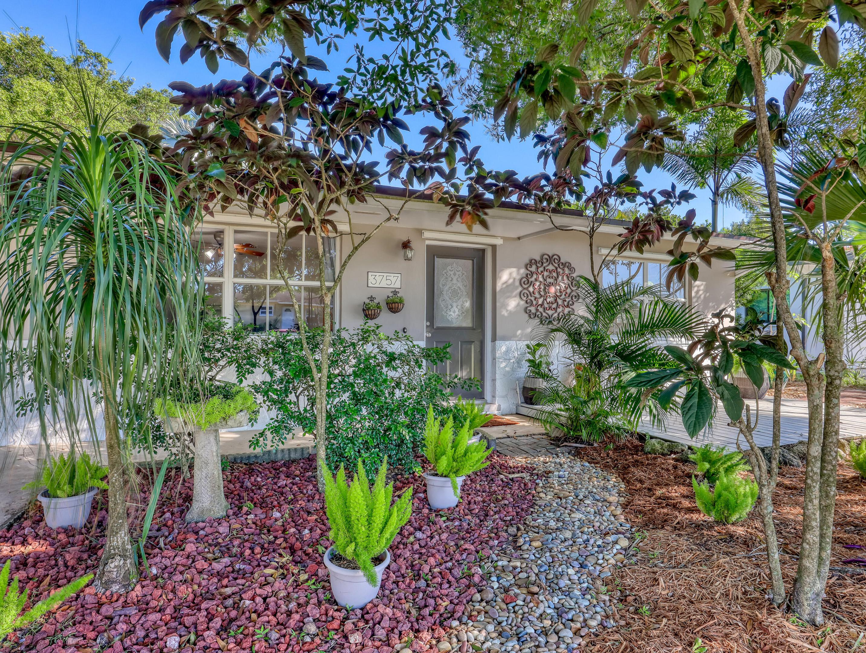 3757 Island Rd Road