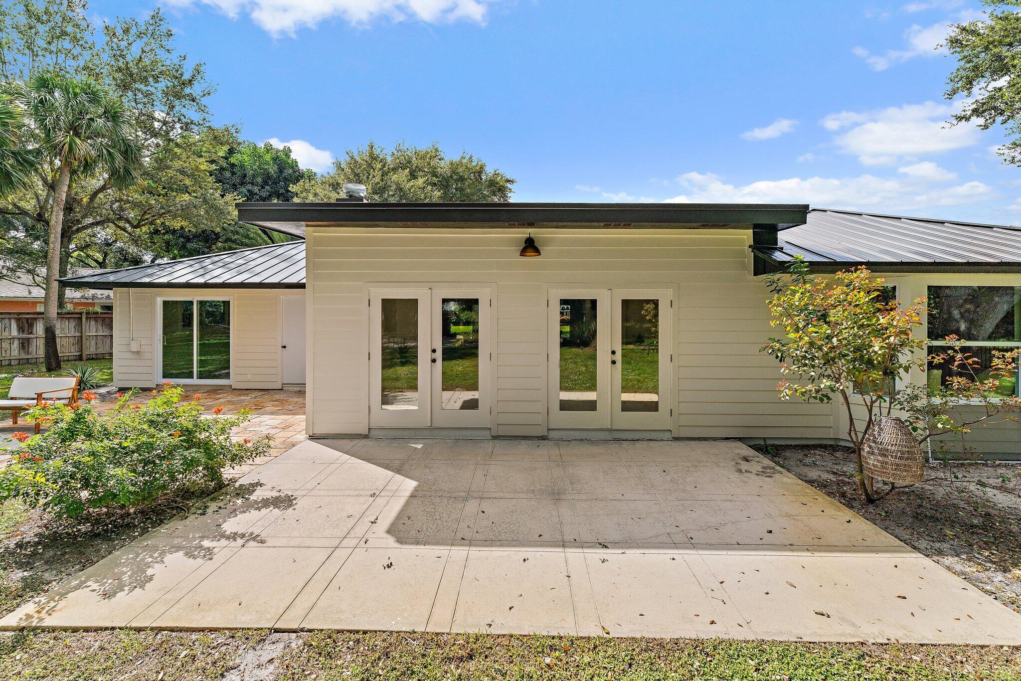 11070 Oakway Circle