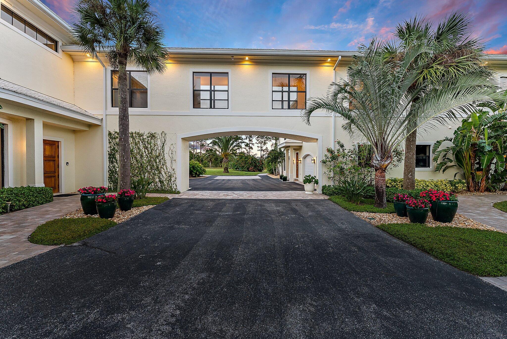 2494 SE Ranch Acres Circle